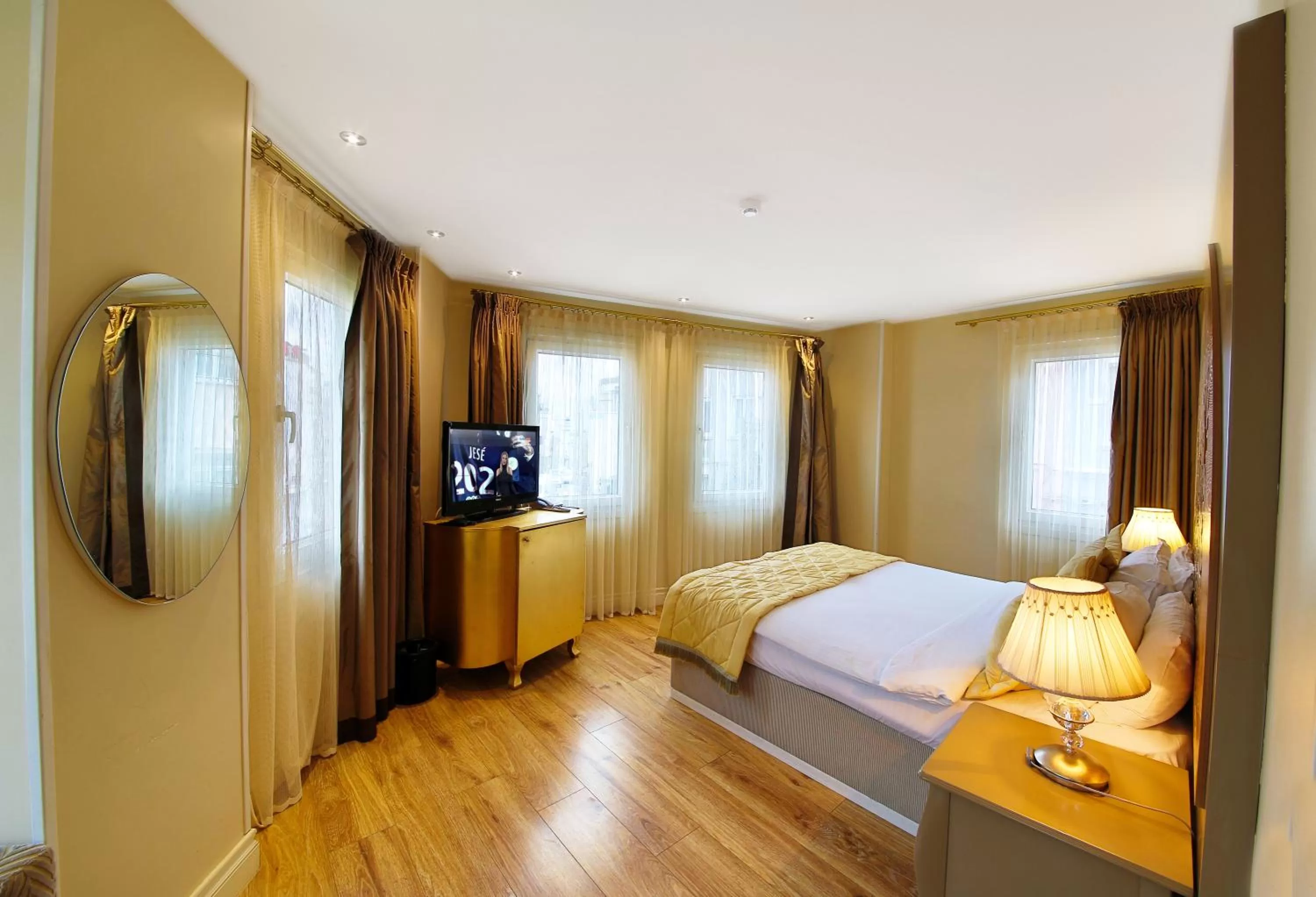 Photo of the whole room, Bed in Katelya Hotel