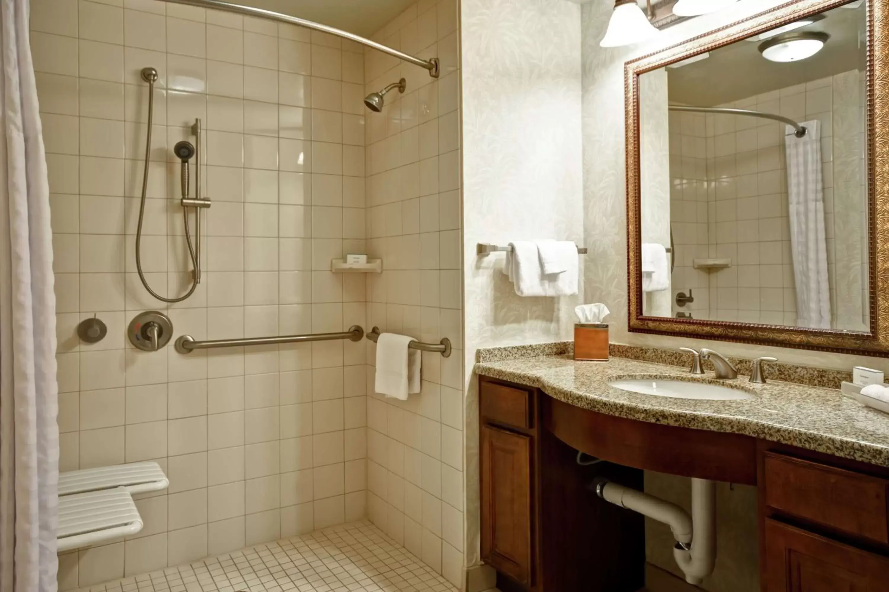 Bathroom in Homewood Suites by Hilton Charleston Airport/Convention Center