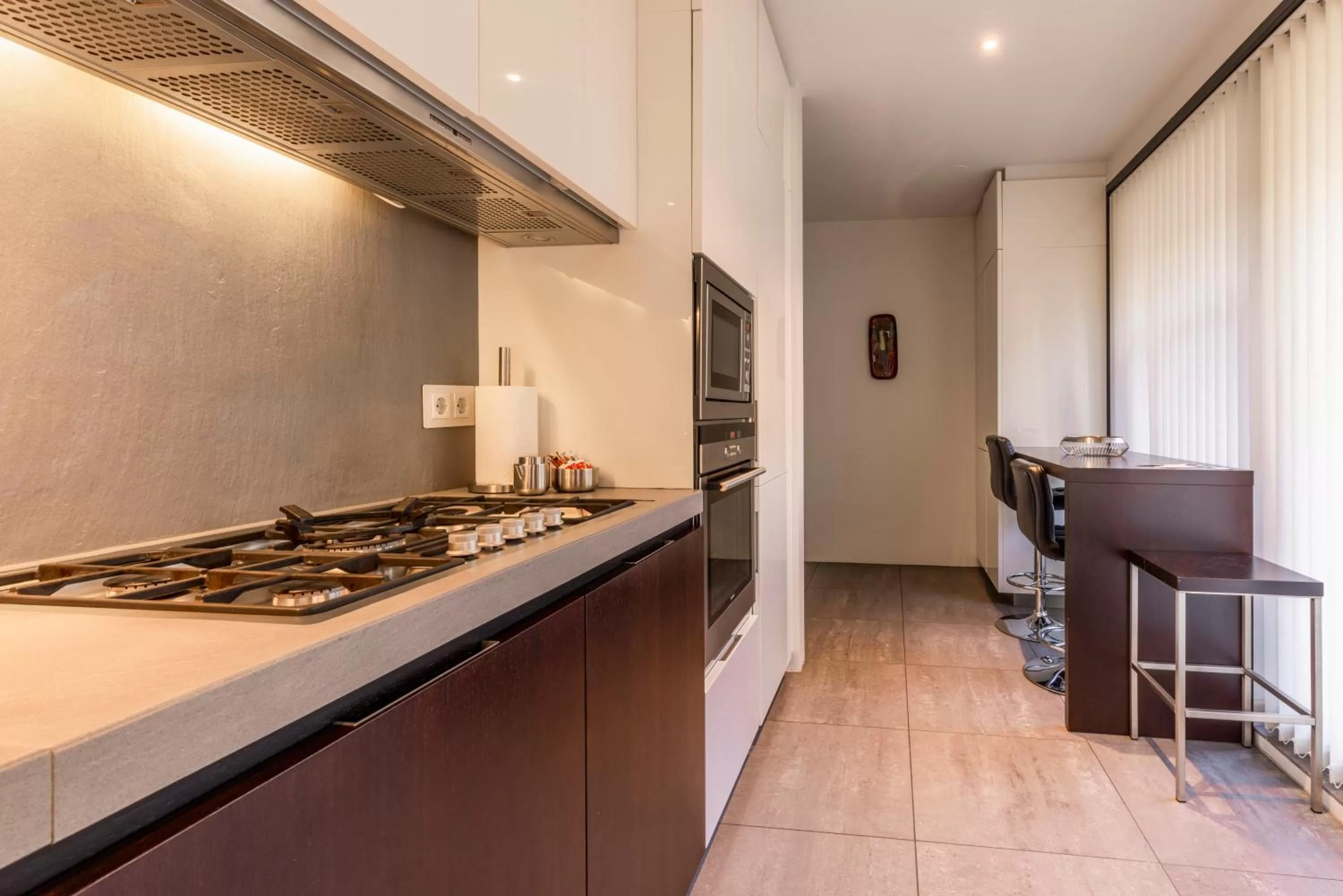 kitchen in Black Pearl Apartment Hotel