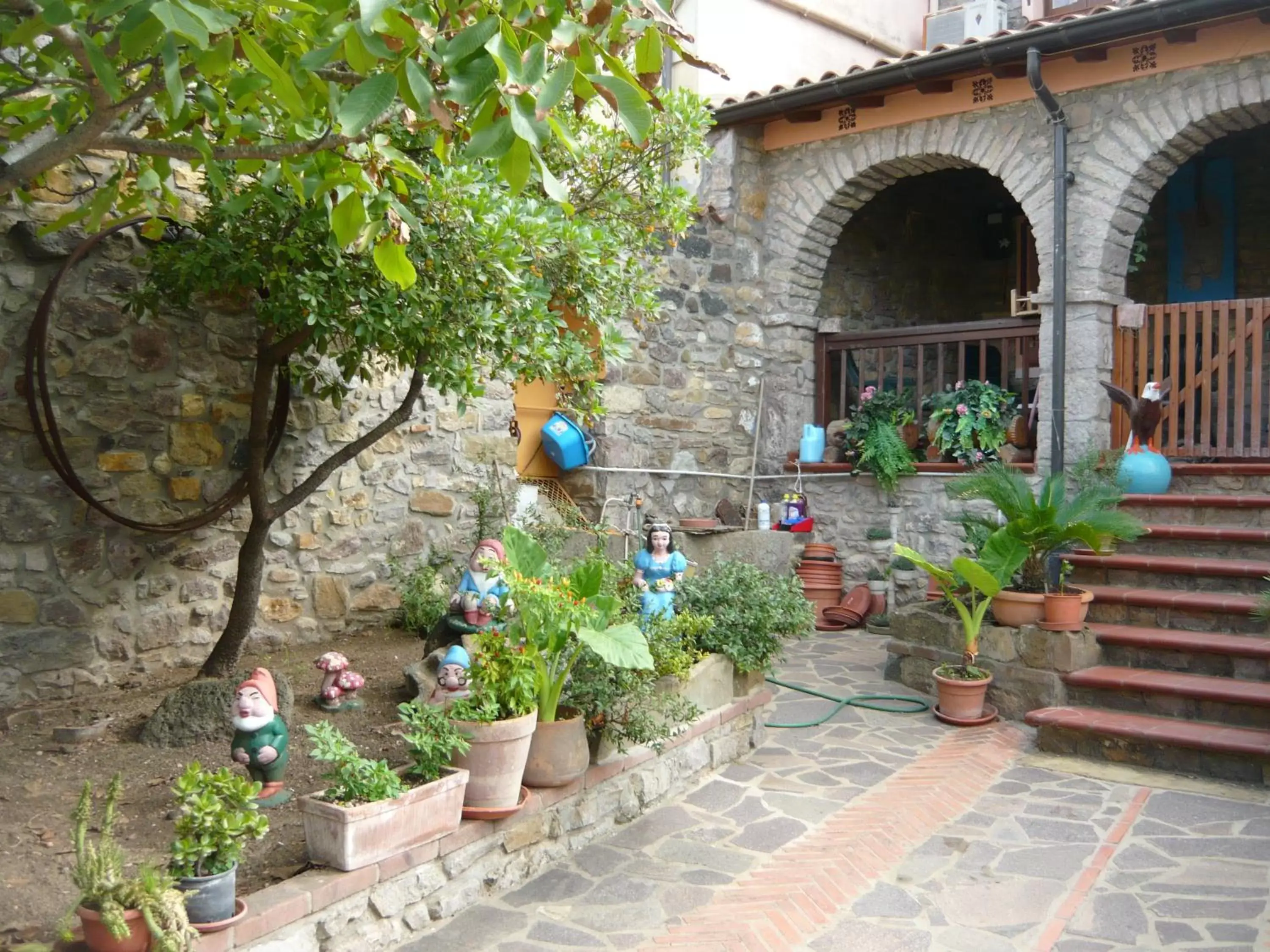 Facade/entrance, Patio/Outdoor Area in Il Nido dell'aquila