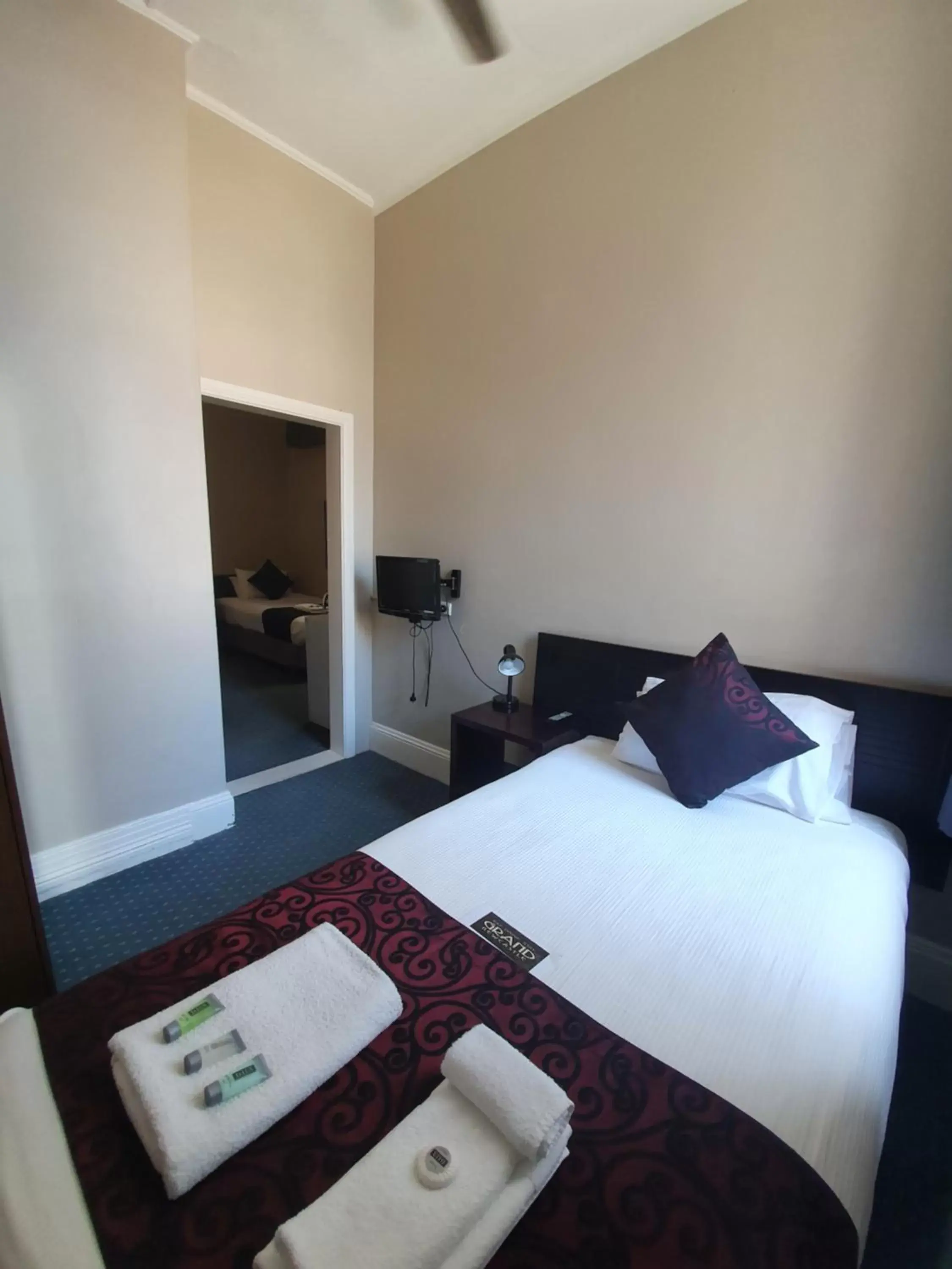 Twin Room 2 in Grand Hotel Twin Room 2 in Grand Hotel