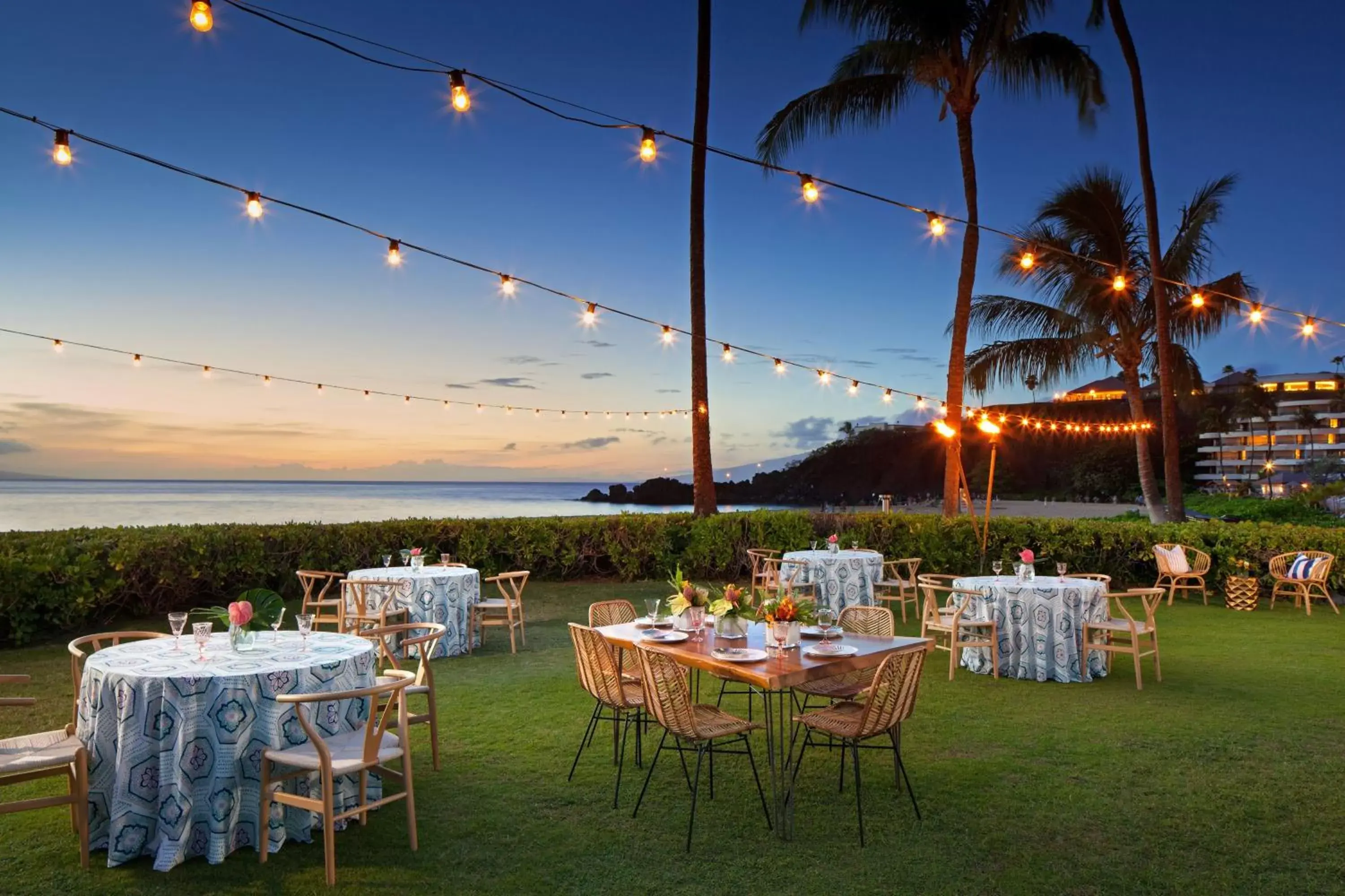 Meeting/conference room, Restaurant/Places to Eat in Sheraton Maui Resort & Spa