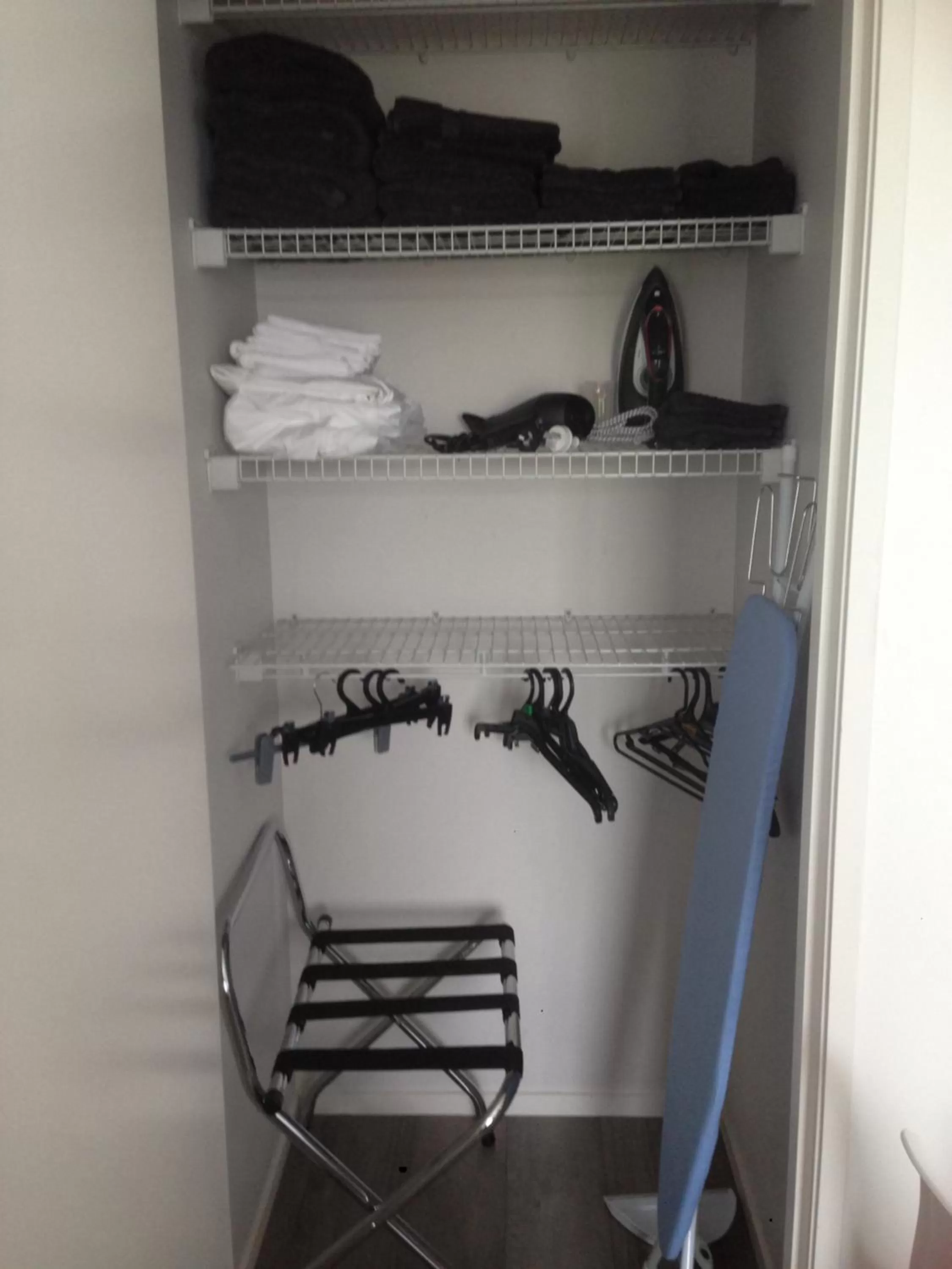 Area and facilities in Accommodation in Frimley