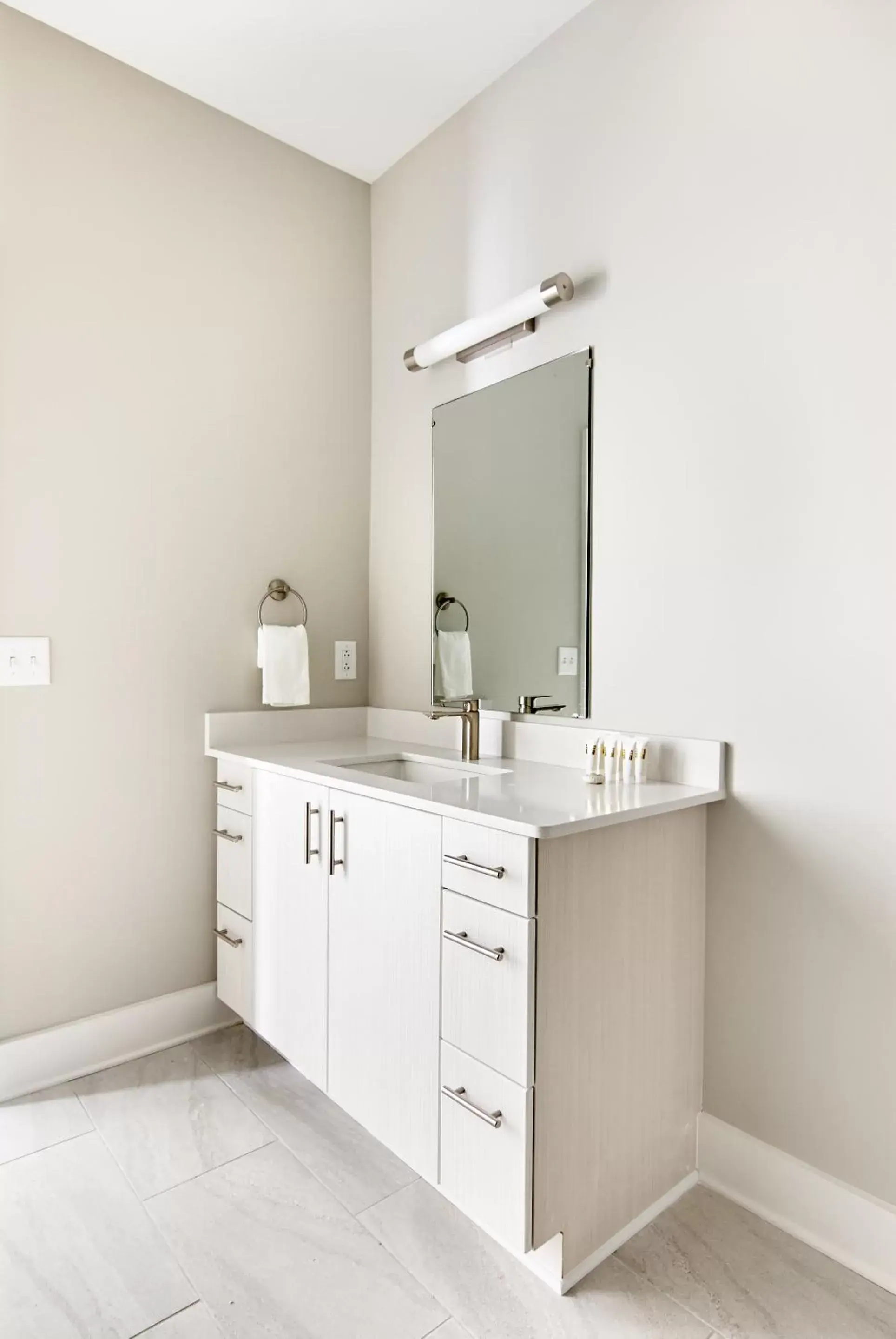 Kitchen/Kitchenette in Sonder Belcourt