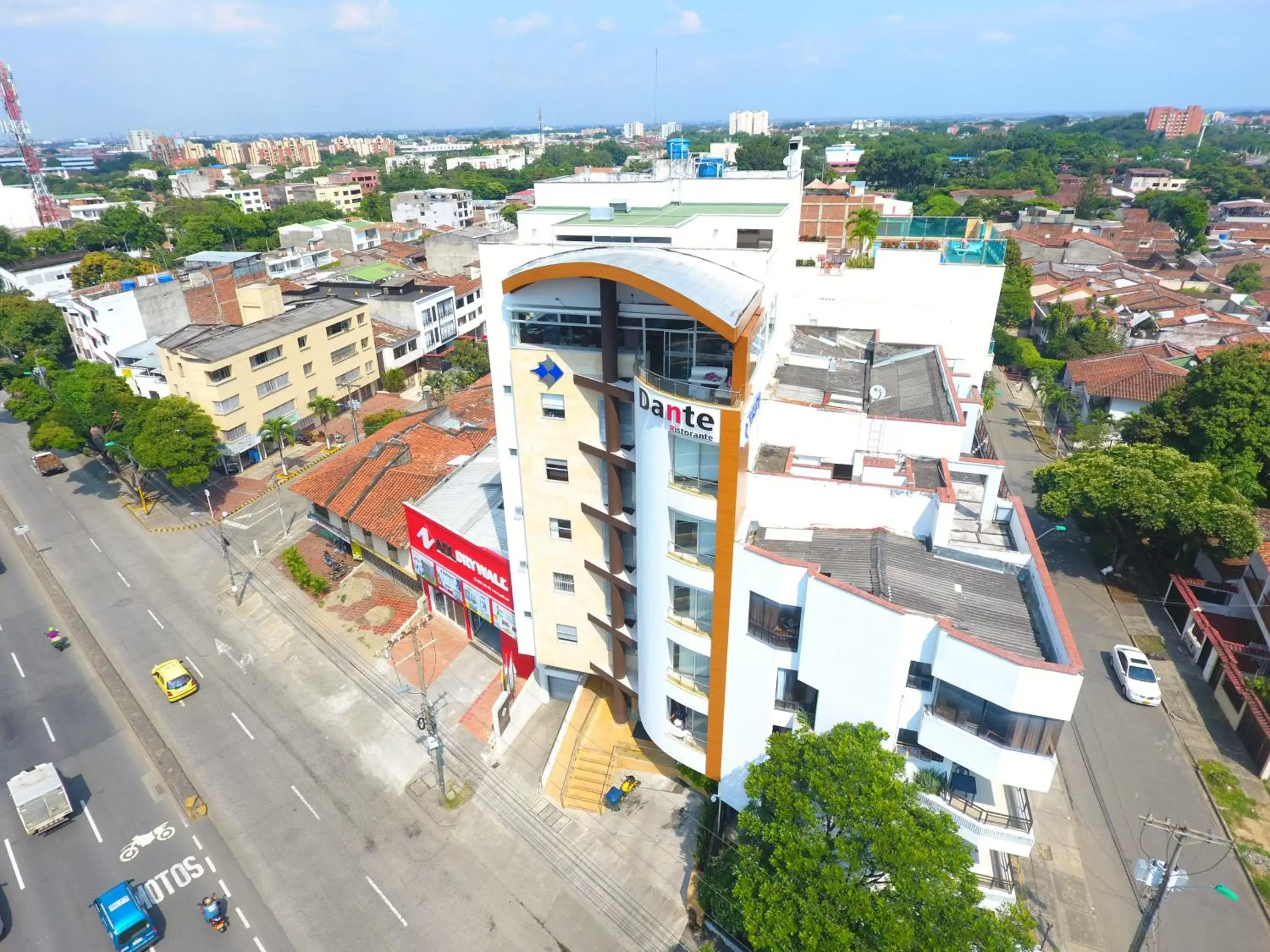 Facade/entrance, Bird's-eye View in Hotel Toscana Plaza