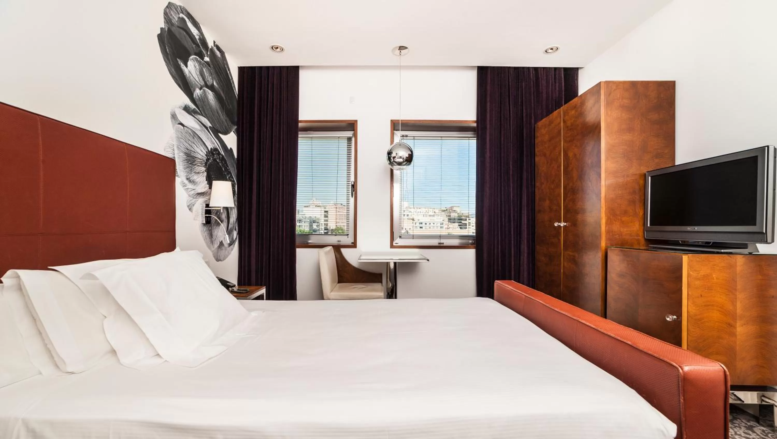 Photo of the whole room in Palacio Avenida