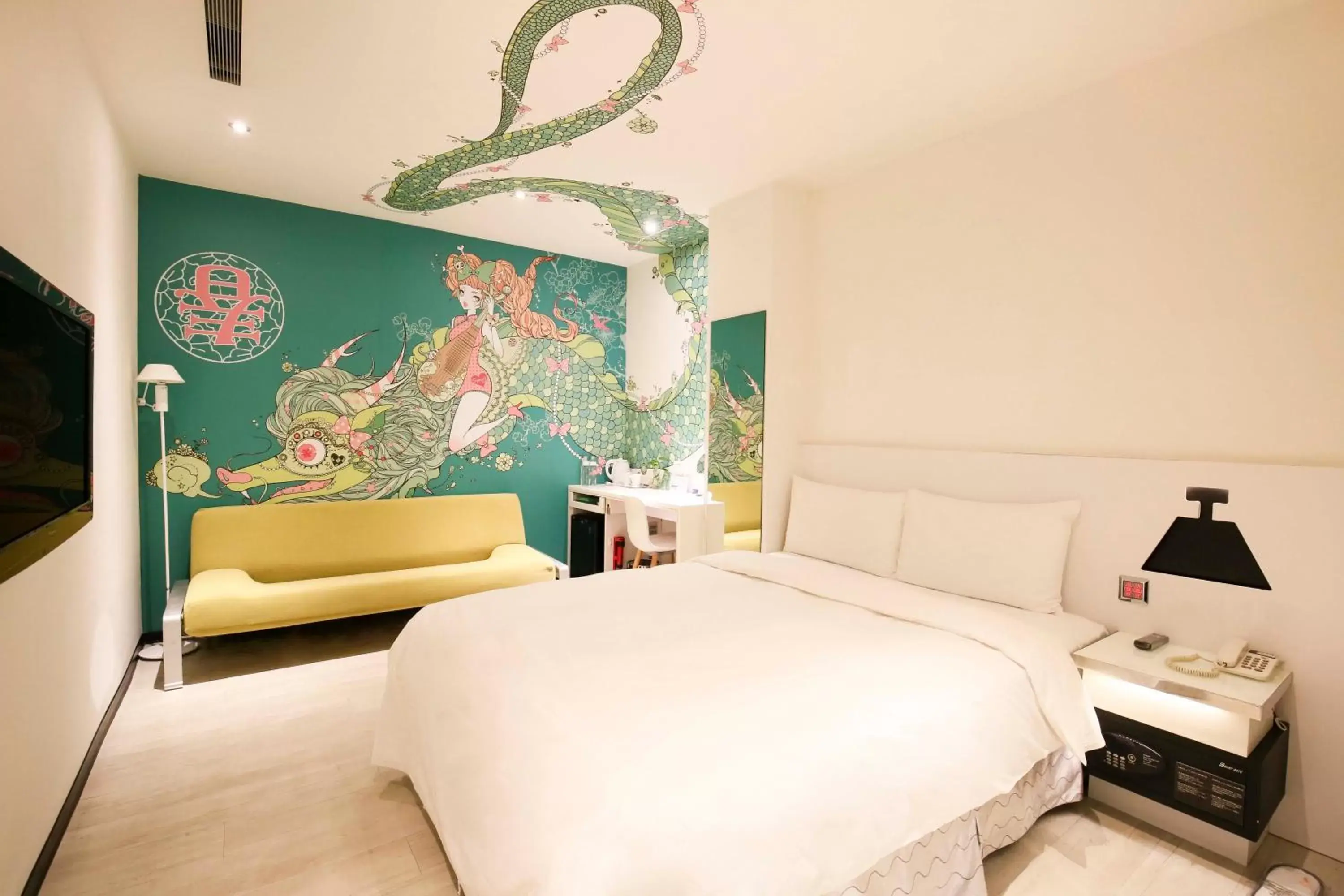 Photo of the whole room, Bed in CityInn Hotel Plus - Ximending Branch