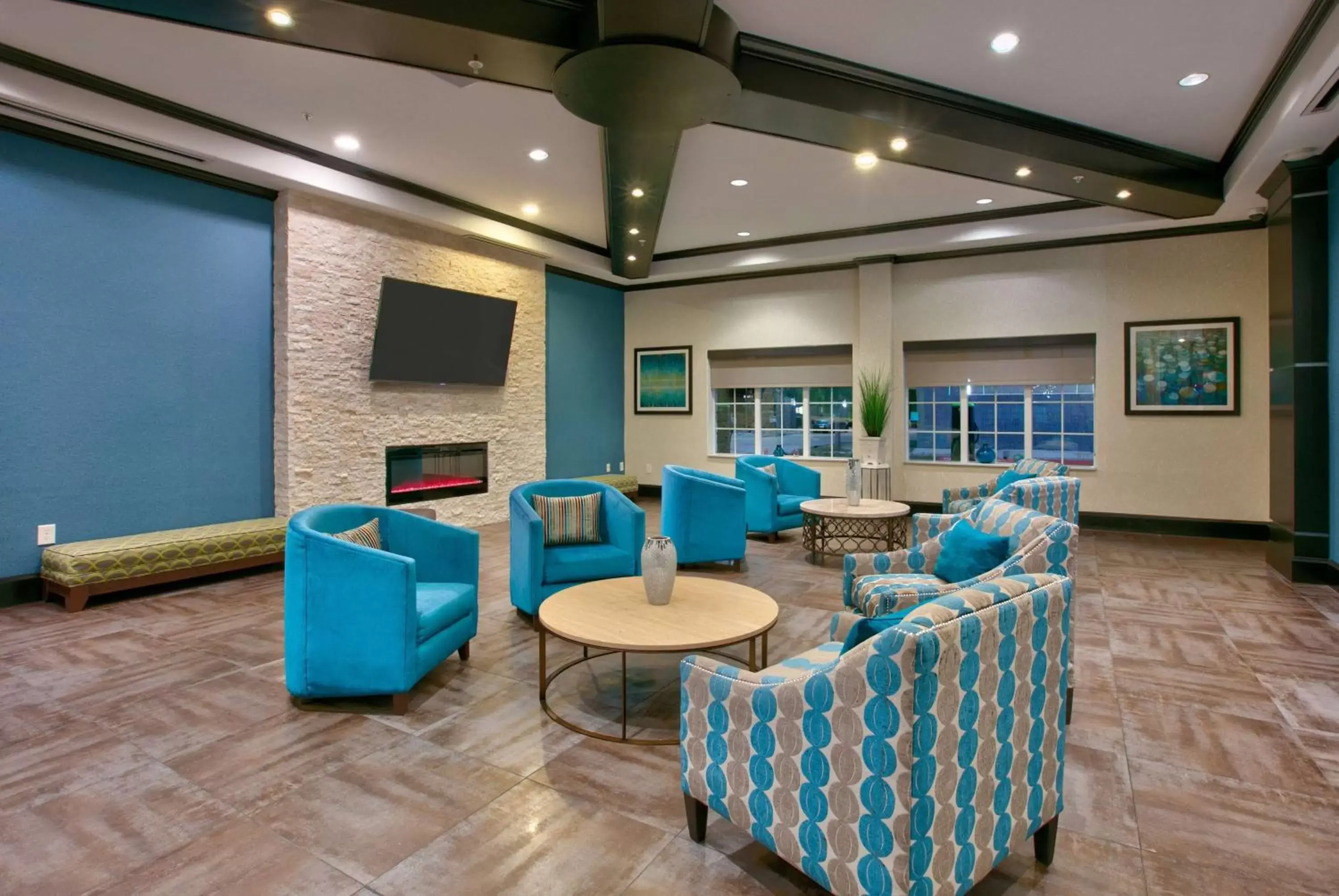 Lobby or reception in La Quinta by Wyndham Dallas Grand Prairie South Lobby or reception in La Quinta by Wyndham Dallas Grand Prairie South