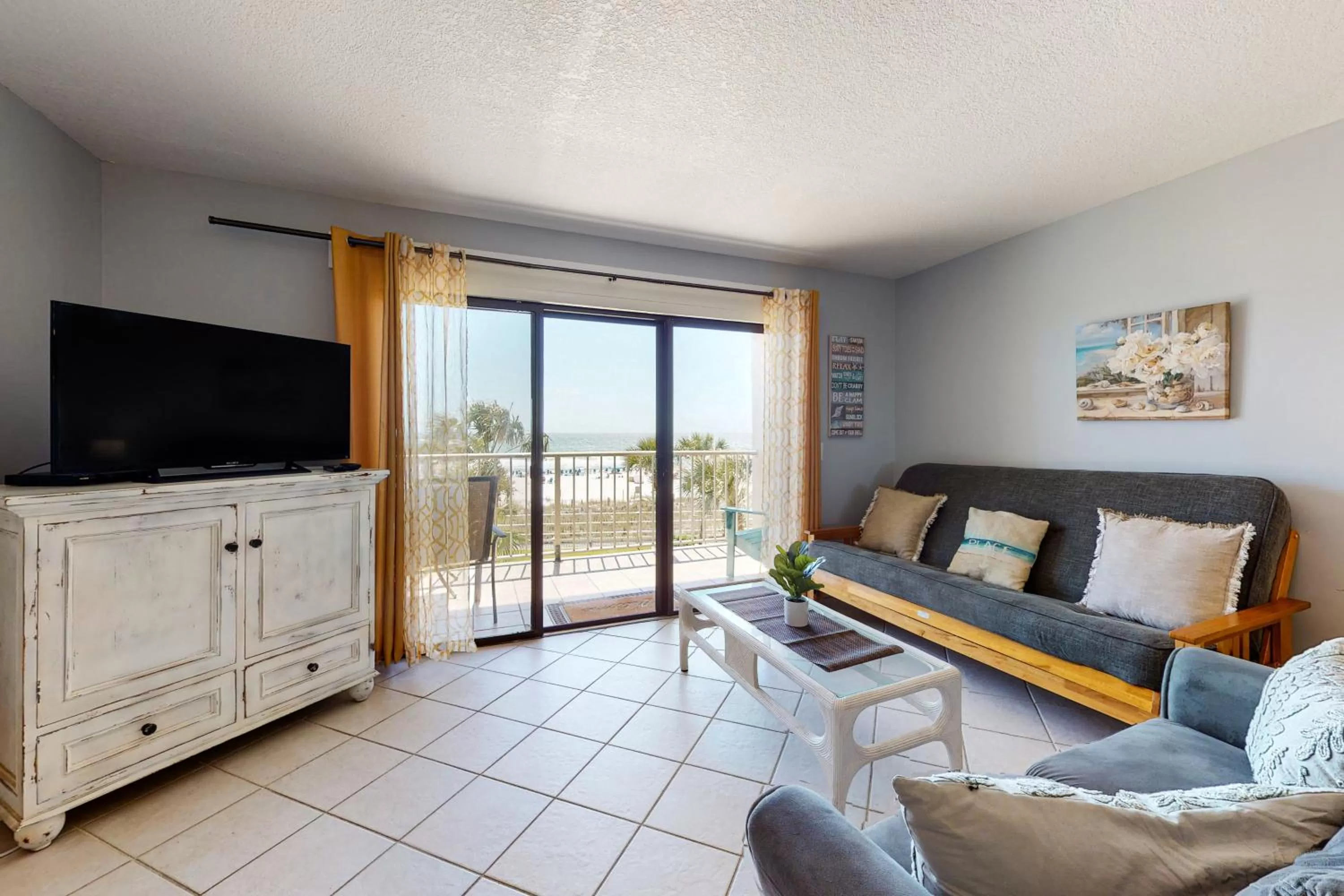 One-Bedroom Apartment in The Summit