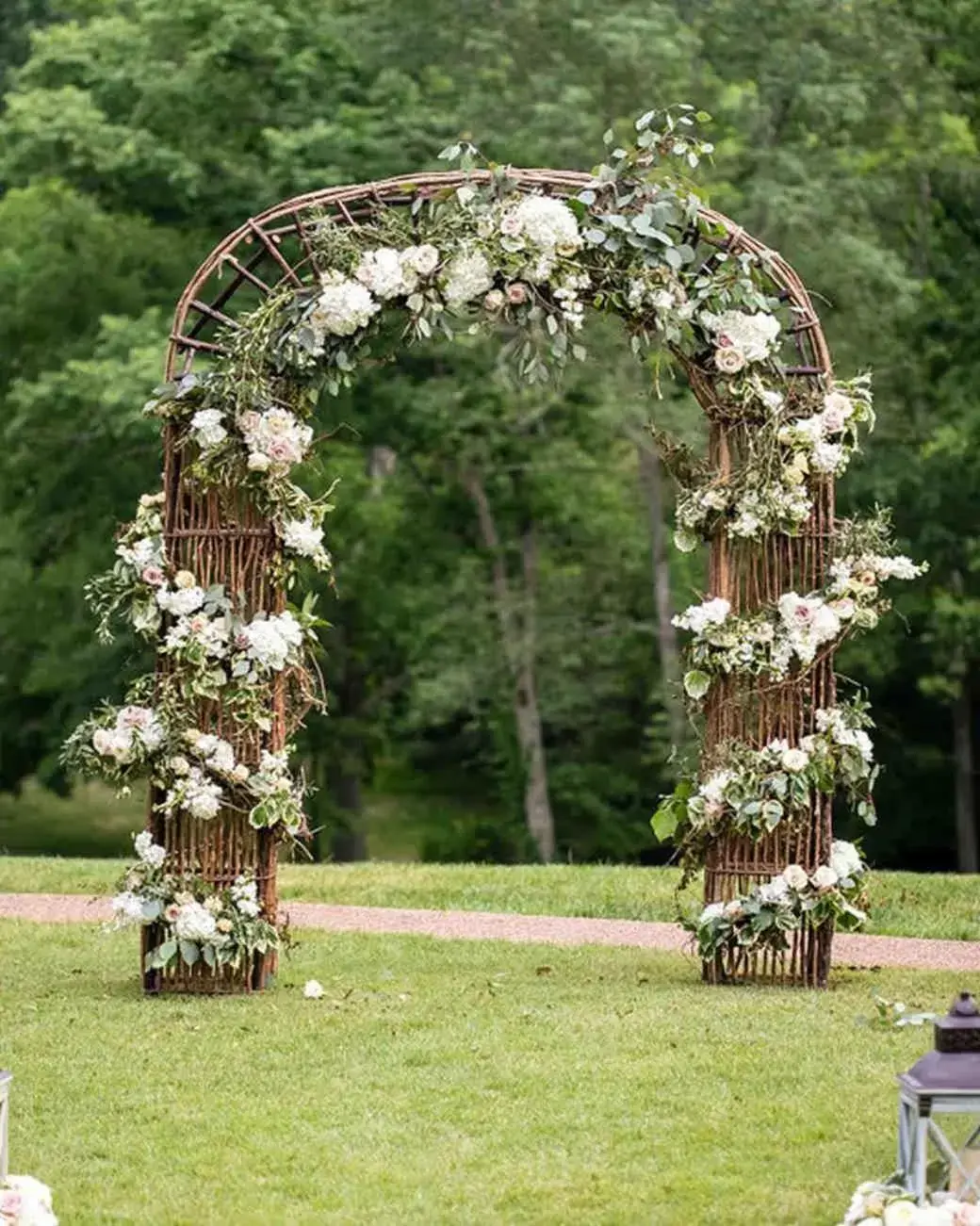 wedding in McCloud River Bed and Breakfast