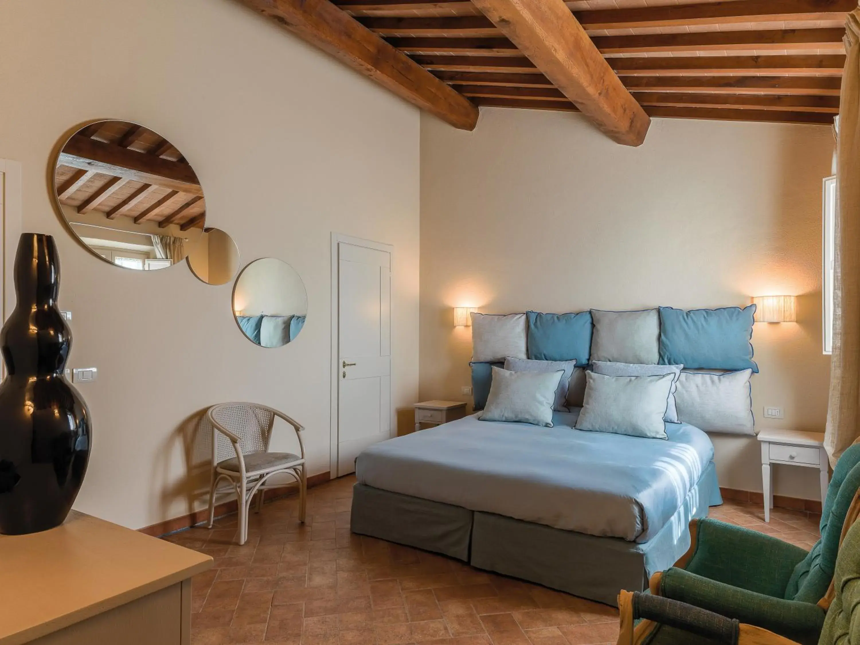 Photo of the whole room, Bed in Resort Casale Le Torri