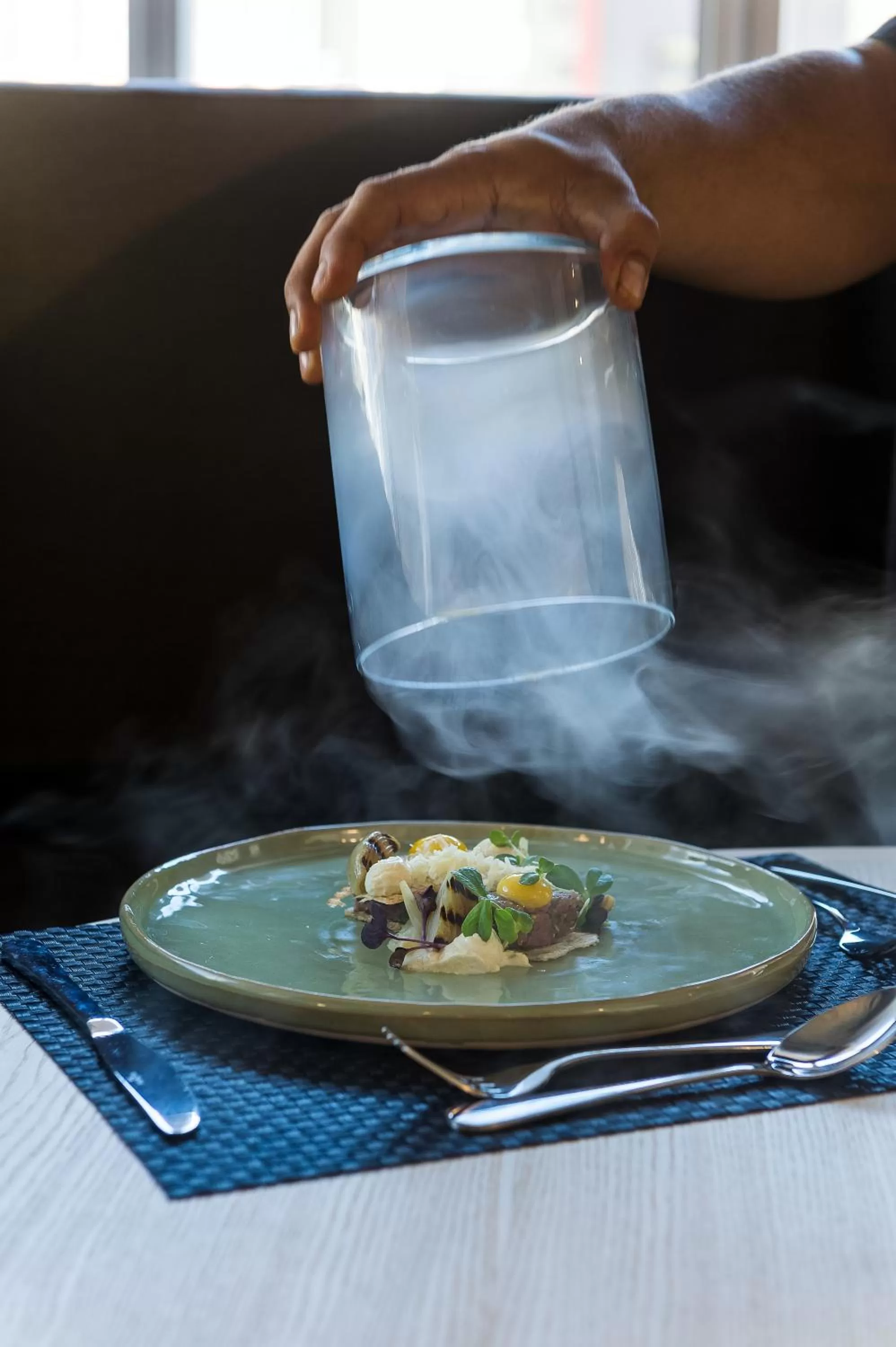 Restaurant/places to eat in Pullman Cape Town City Centre