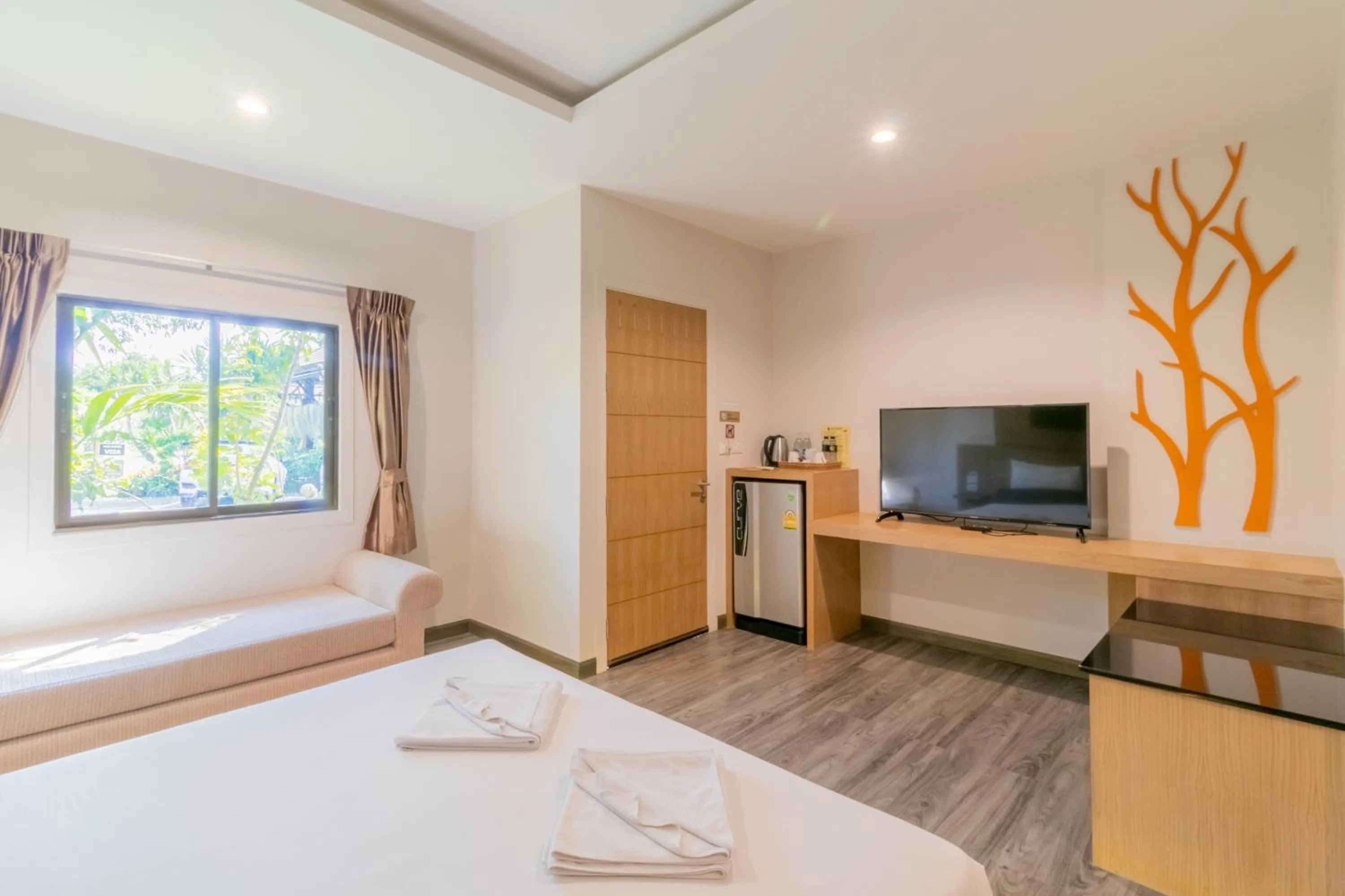 Bedroom, Bed in Mai Morn Resort SHA Plus