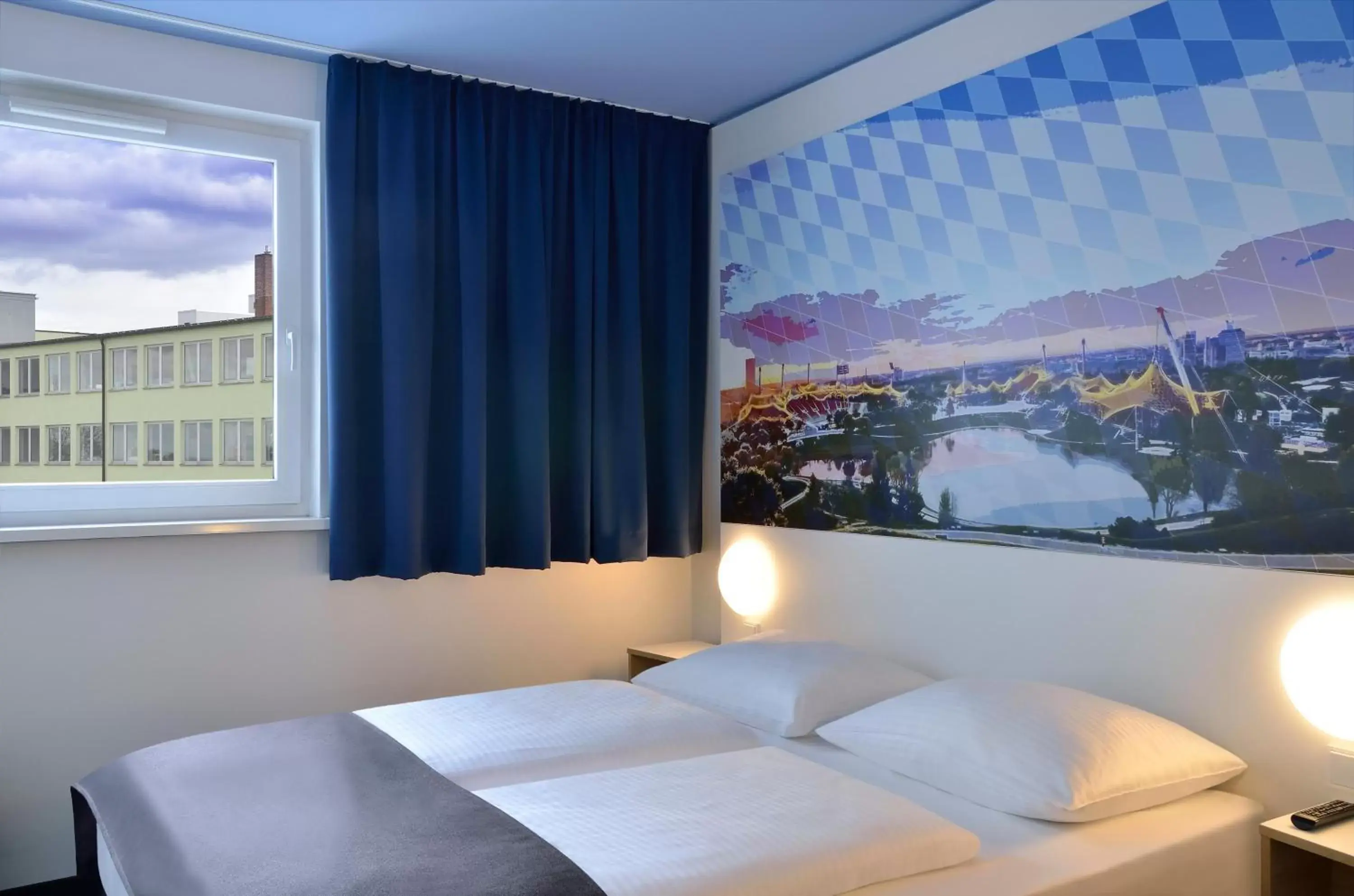 Photo of the whole room, Bed in B&B Hotel München City-Nord