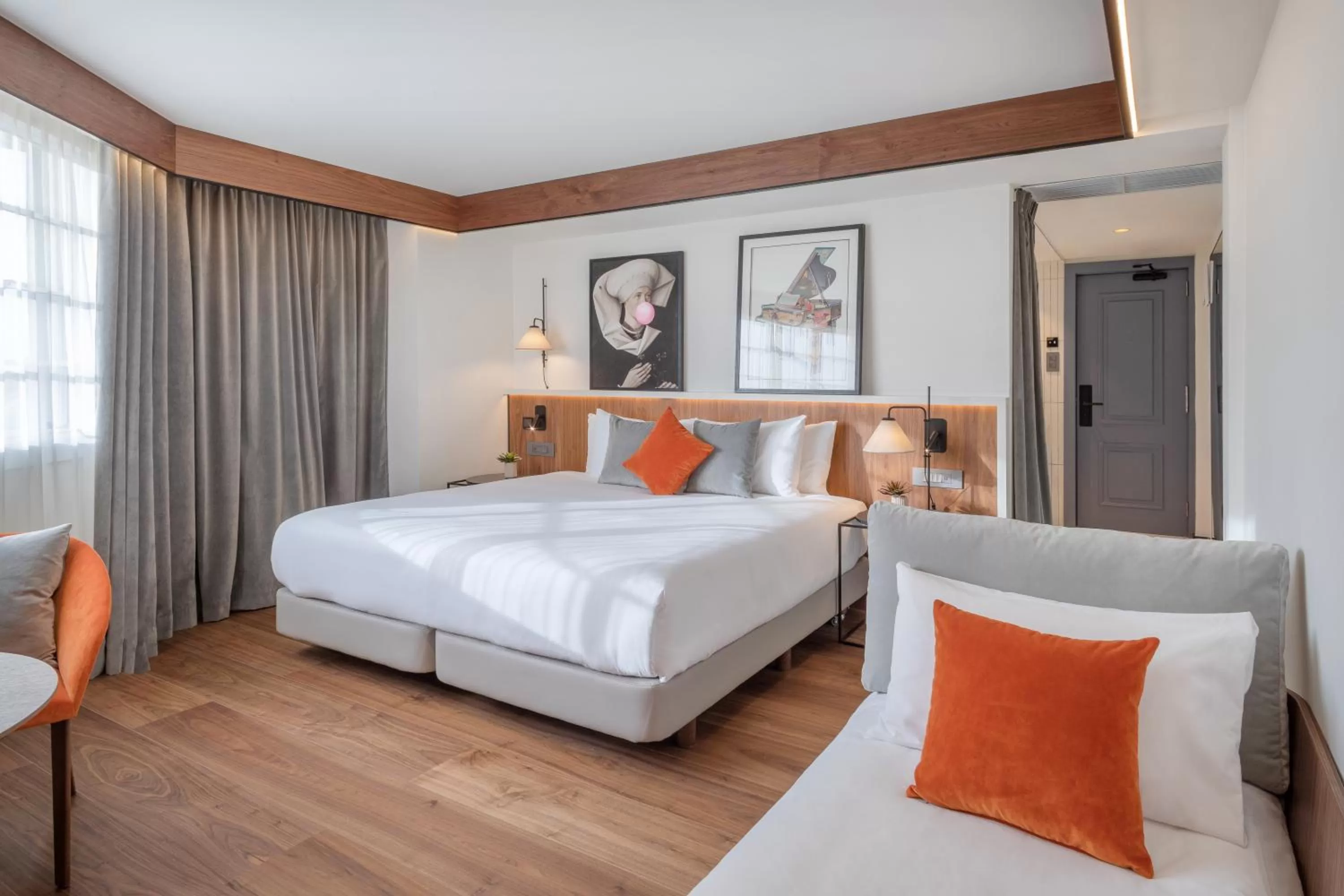 Bed in Melia White House Hotel