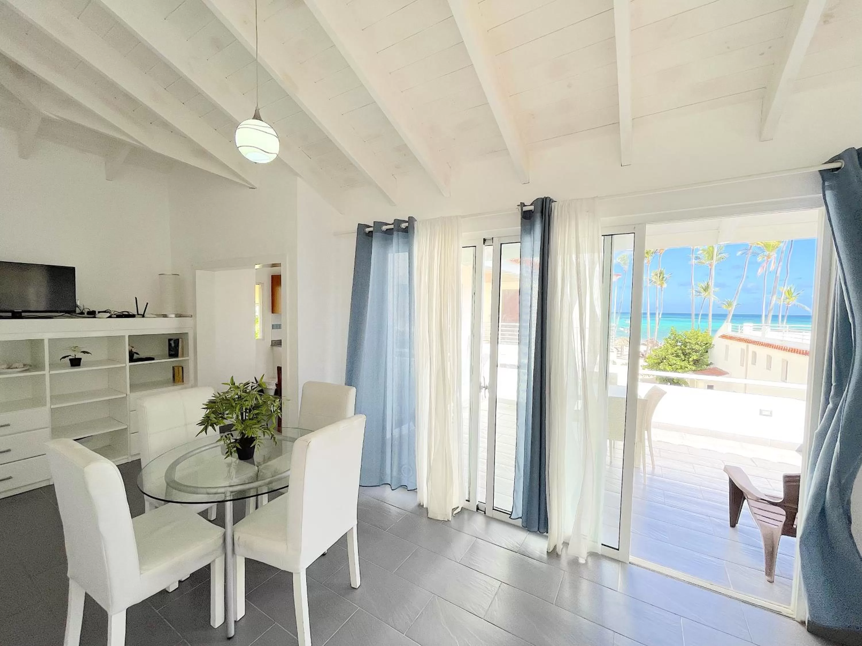 Natural landscape, Dining Area in BEACH Condo-HOTEL with VILLAS & PRIVATE Apartments WIFI BBQ Beach CLUB & SPA