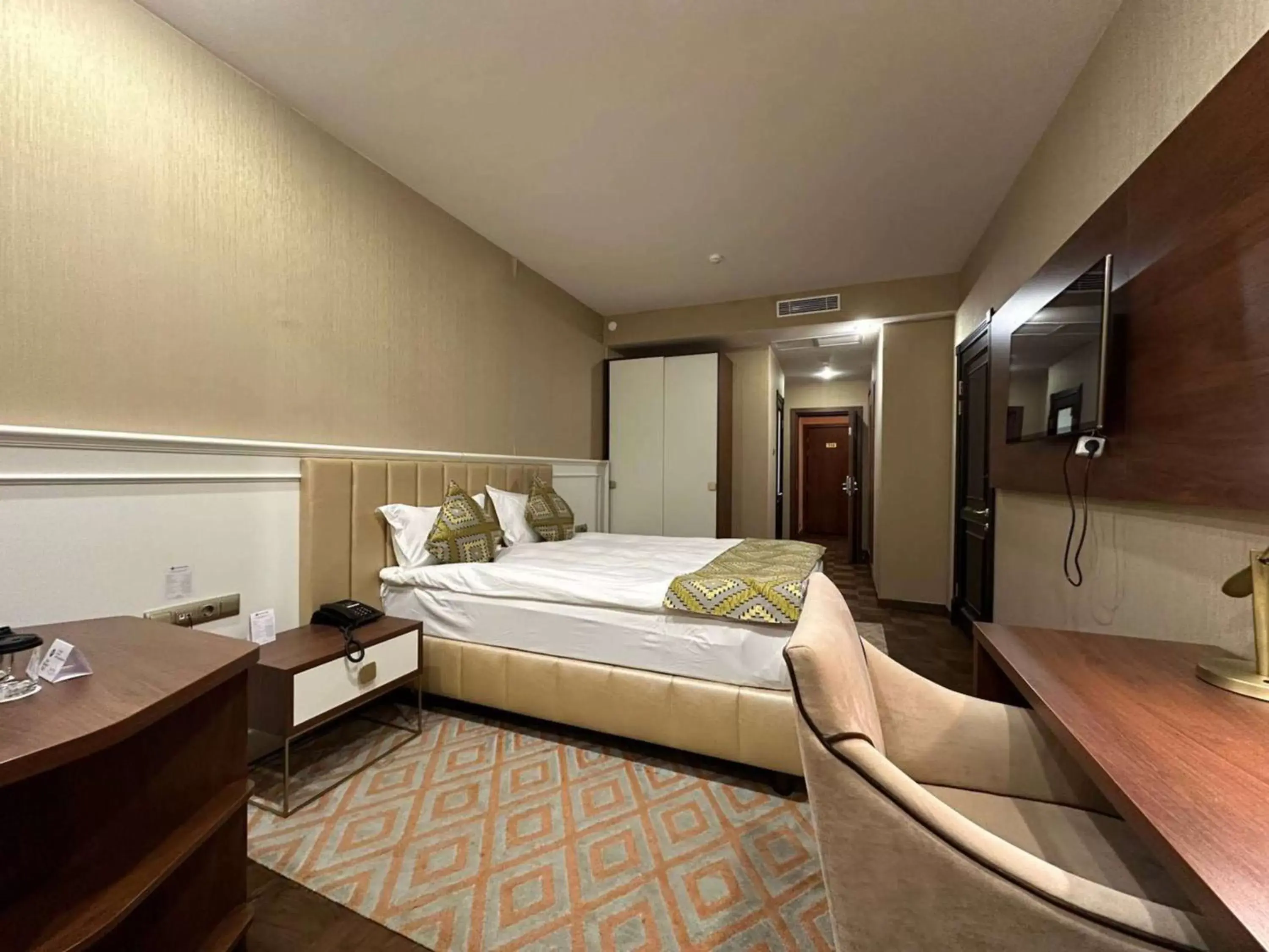 Bedroom, Bed in Best Western Plus Astana Hotel