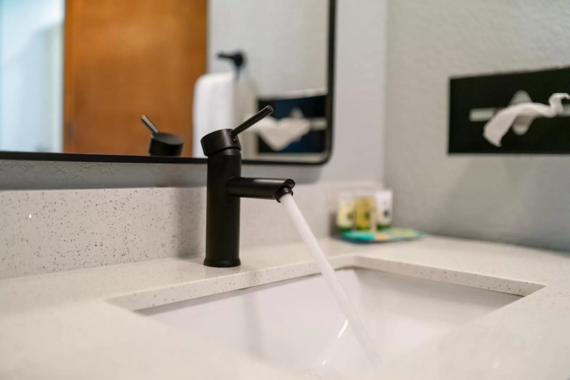 Garibaldi Inn at the Bay