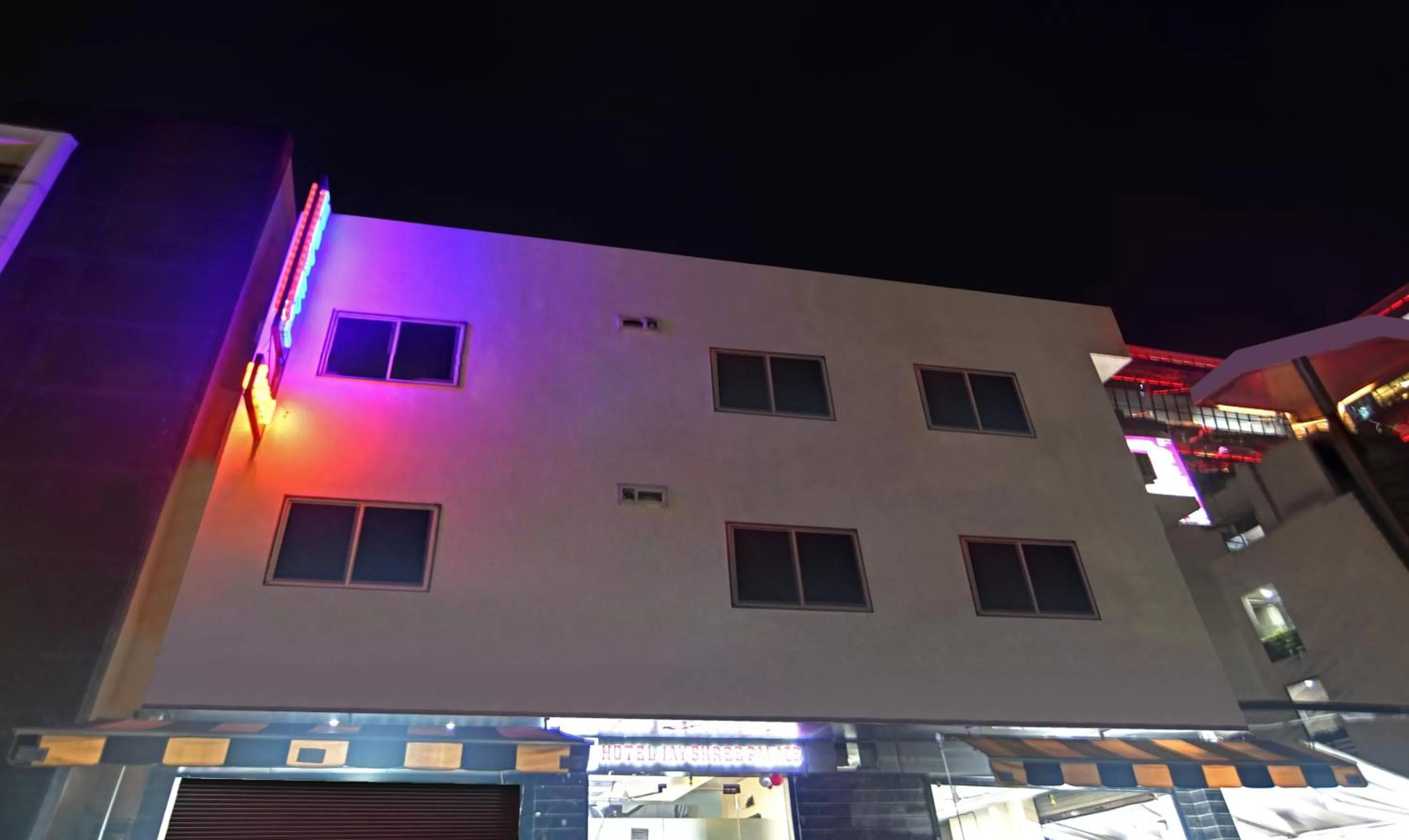 Property building in Treebo Jayshree Palace C21 Business Park