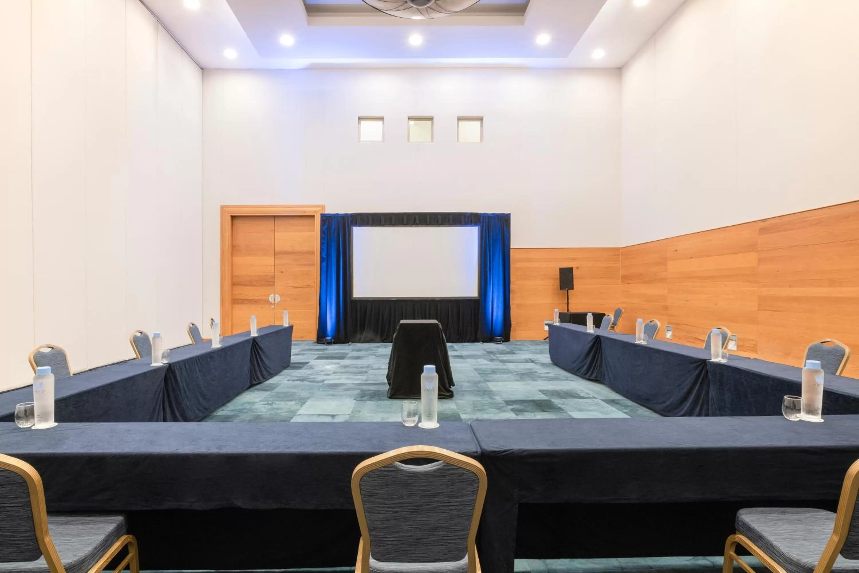 Meeting/conference room in JOIA Paraiso by Iberostar - Adults Only All Inclusive Resort