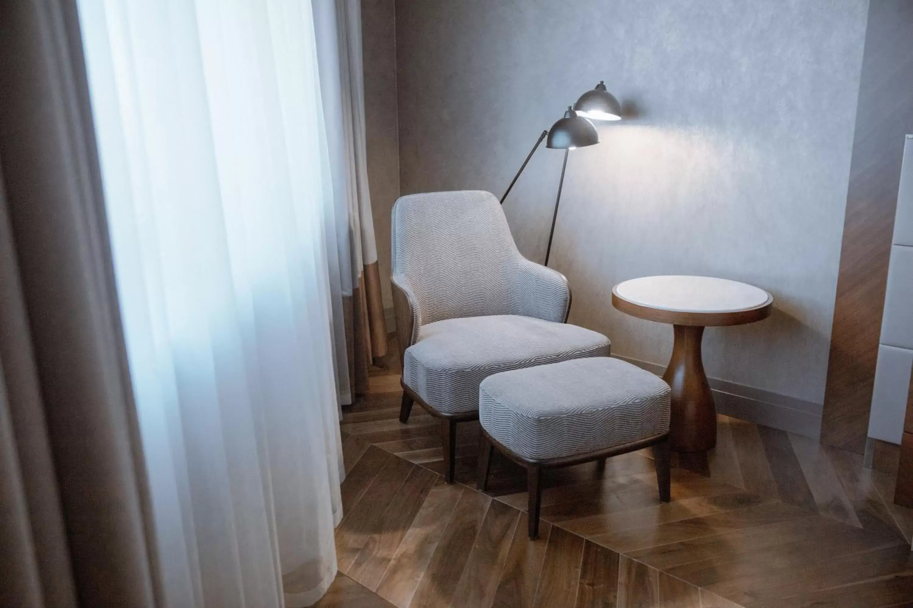 Bedroom, Seating Area in International Hotel Tashkent