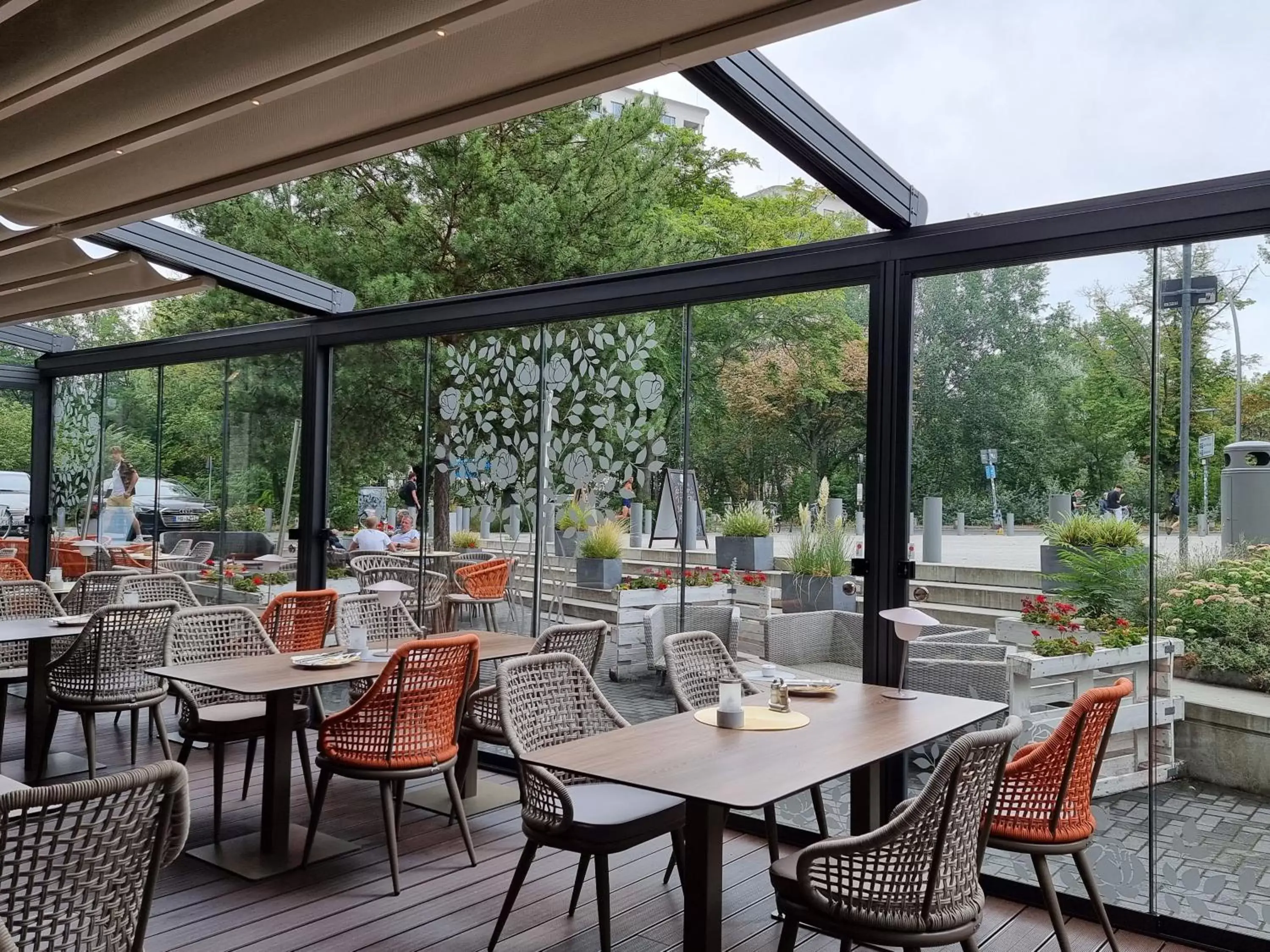 Balcony/Terrace, Restaurant/Places to Eat in Grimm's Potsdamer Platz
