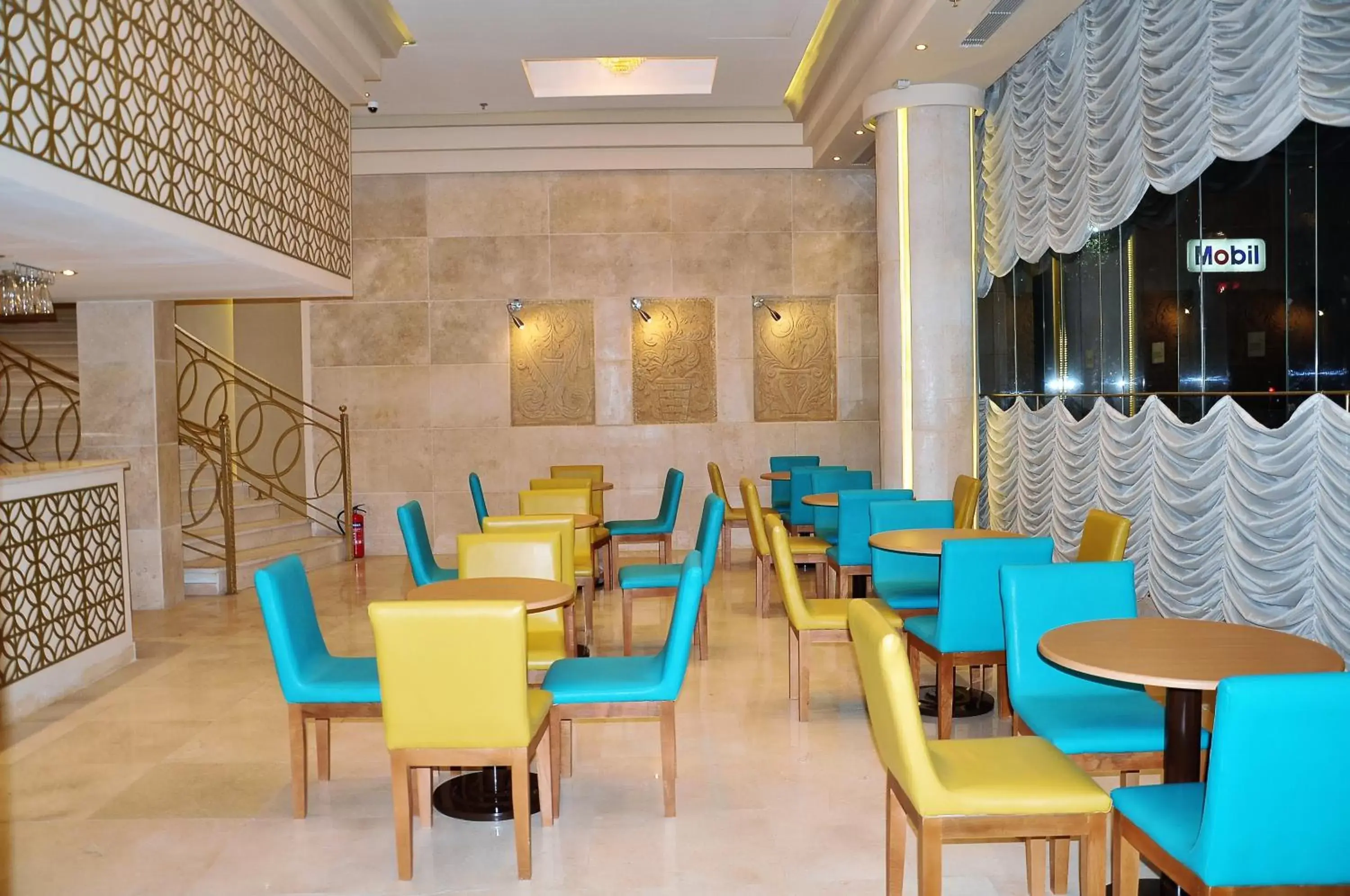 Restaurant/places to eat in Cleopatra Hotel Restaurant/places to eat in Cleopatra Hotel
