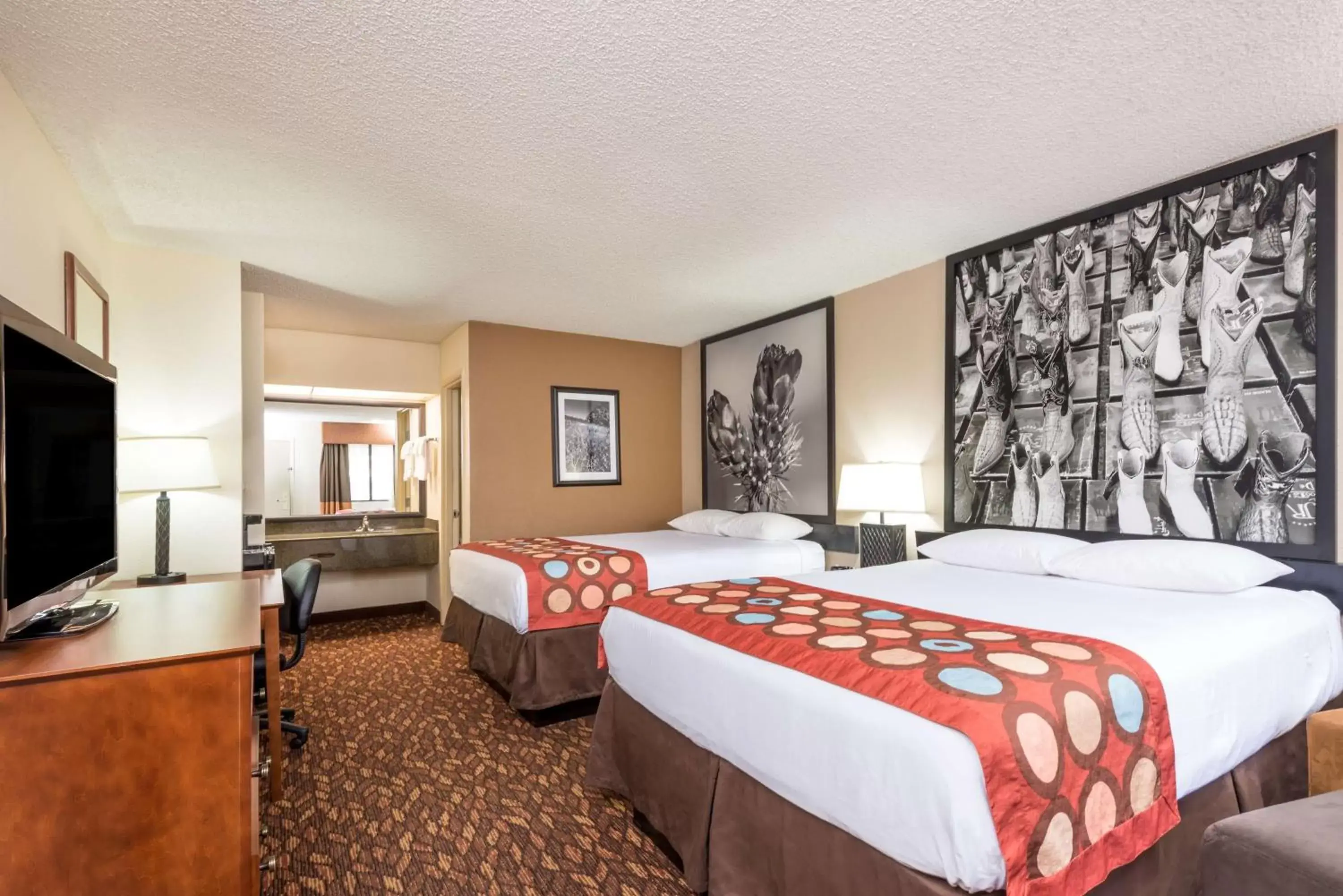 Queen Room with Two Queen Beds in Super 8 by Wyndham Clovis