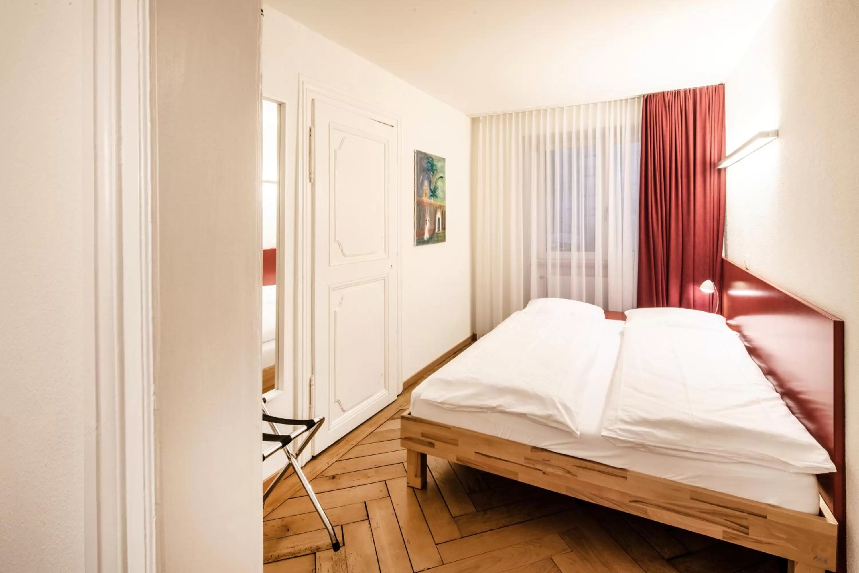 Photo of the whole room, Bed in Hotel Roter Ochsen