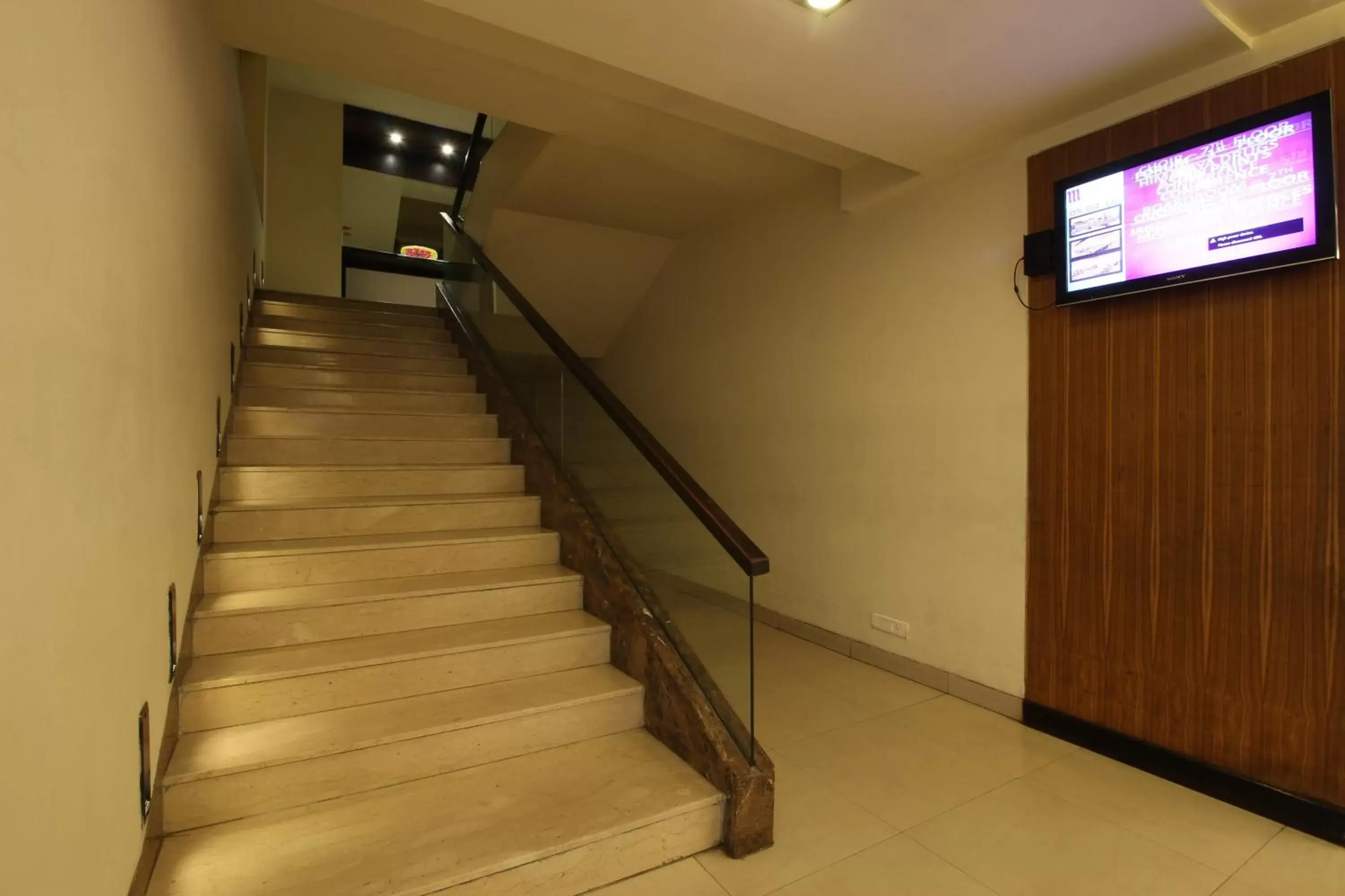 TV/Entertainment Center in Hotel Minerva Grand Secunderabad