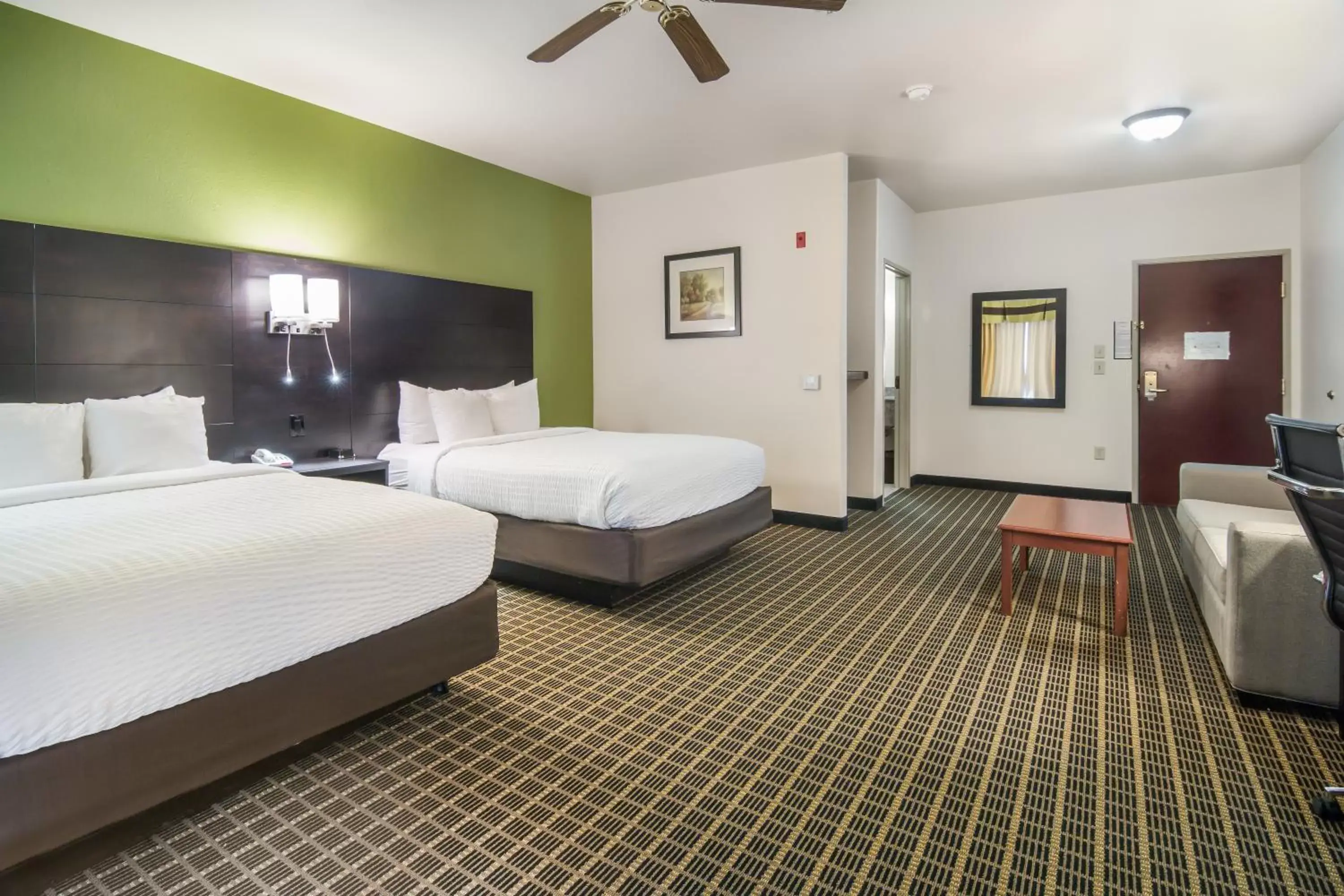 Bedroom, Bed in Clarion Inn and Suites Weatherford