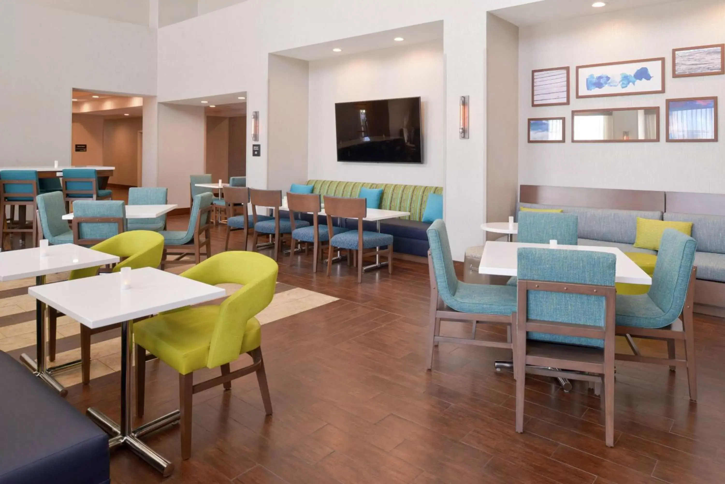 Lobby or reception, Restaurant/Places to Eat in Hampton Inn and Suites Port Aransas