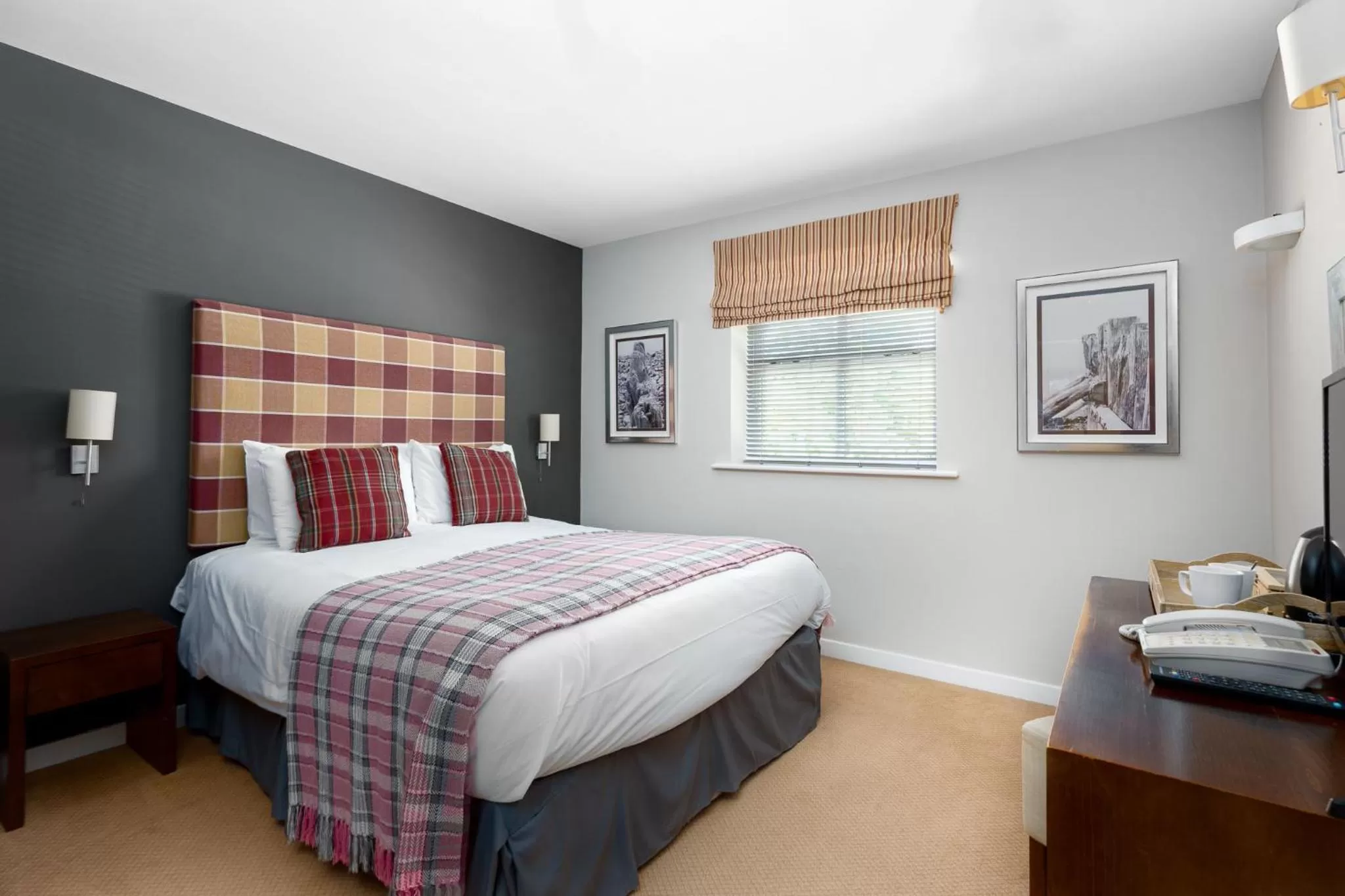 Bed in The World's End - Northampton