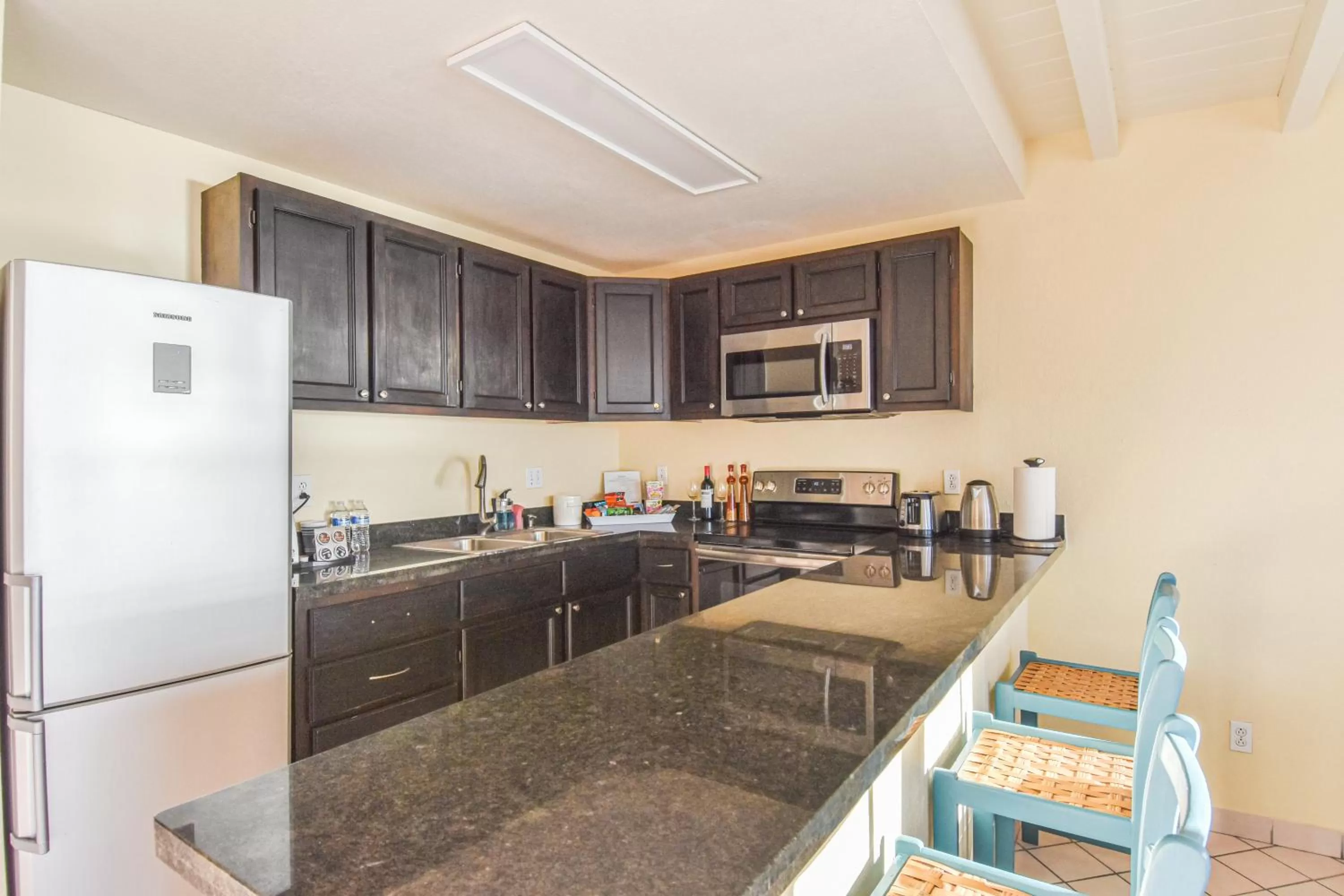 kitchen in Quinta Pacifica Beachfront Villas