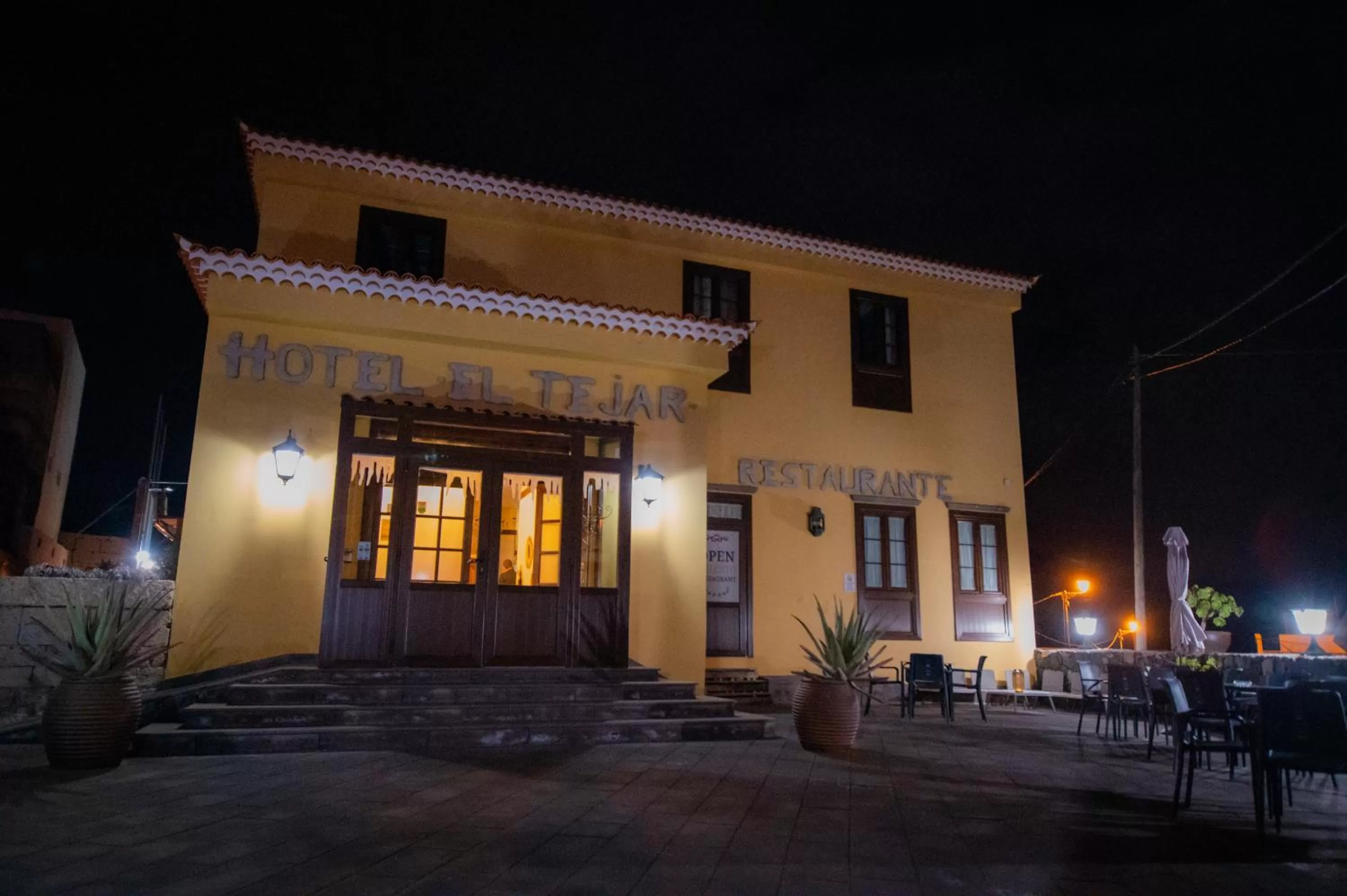 Facade/entrance in Hotel El Tejar & Spa