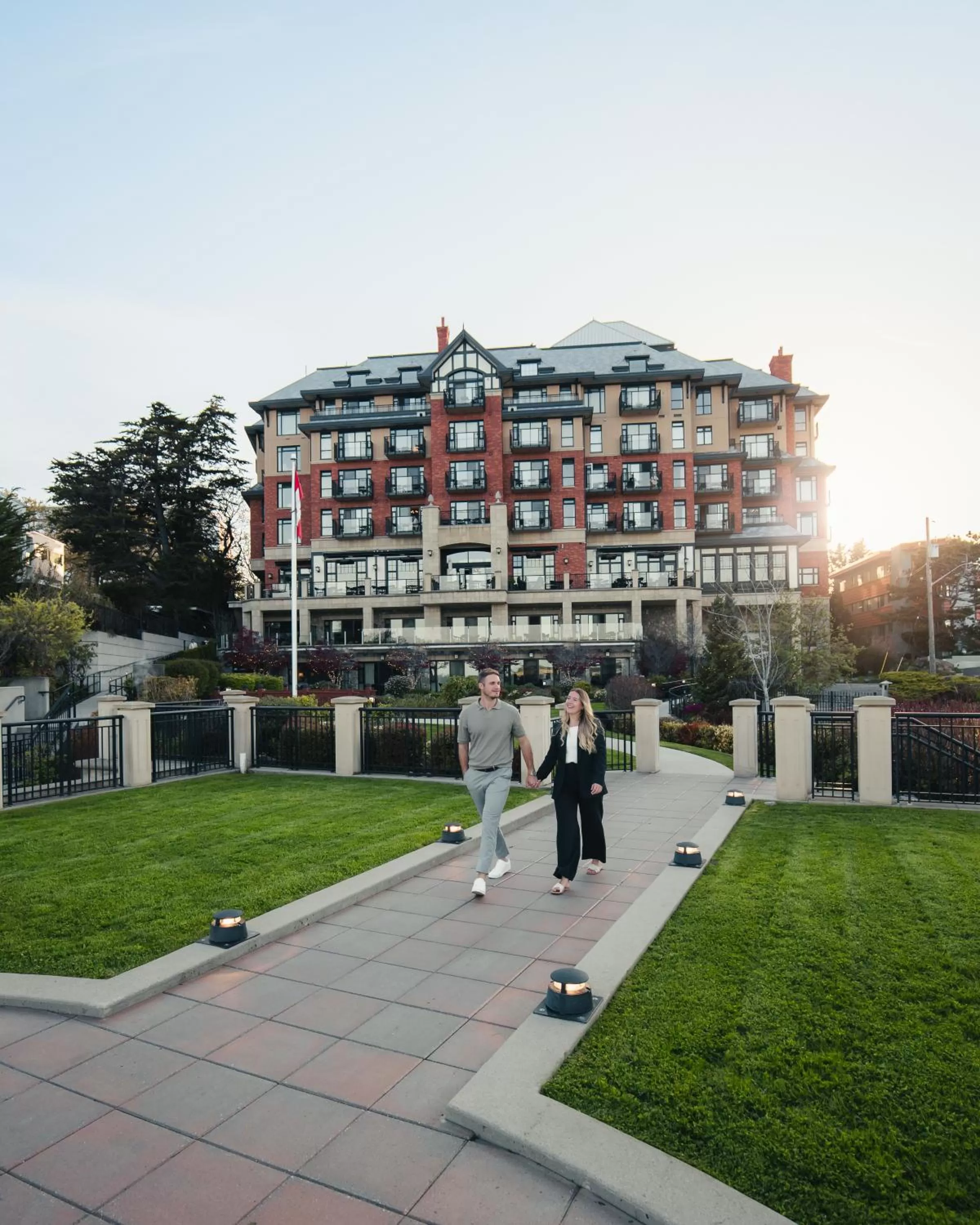 Property building in Oak Bay Beach Hotel