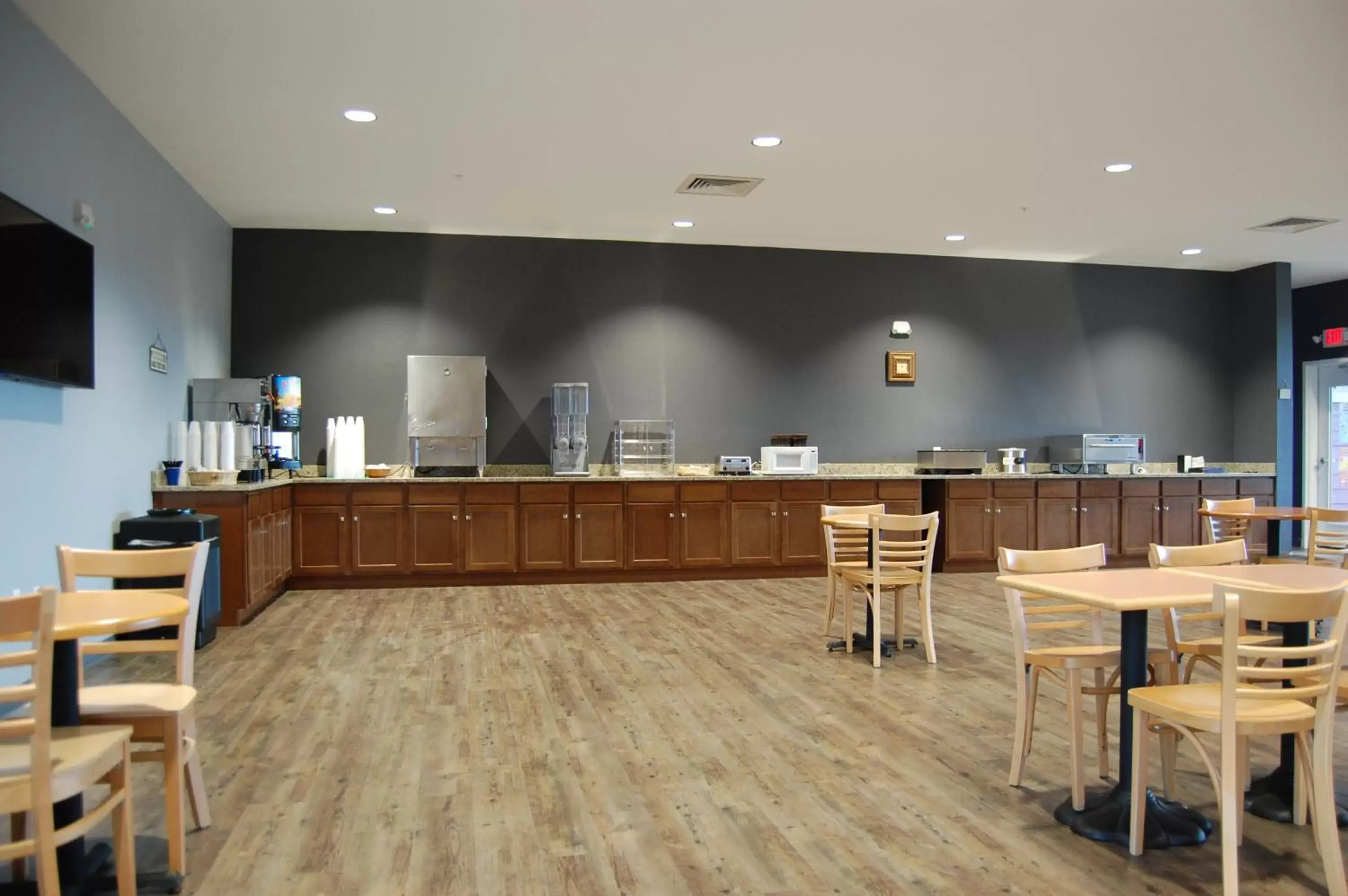 Restaurant/places to eat in Vacation Lodge Restaurant/places to eat in Vacation Lodge