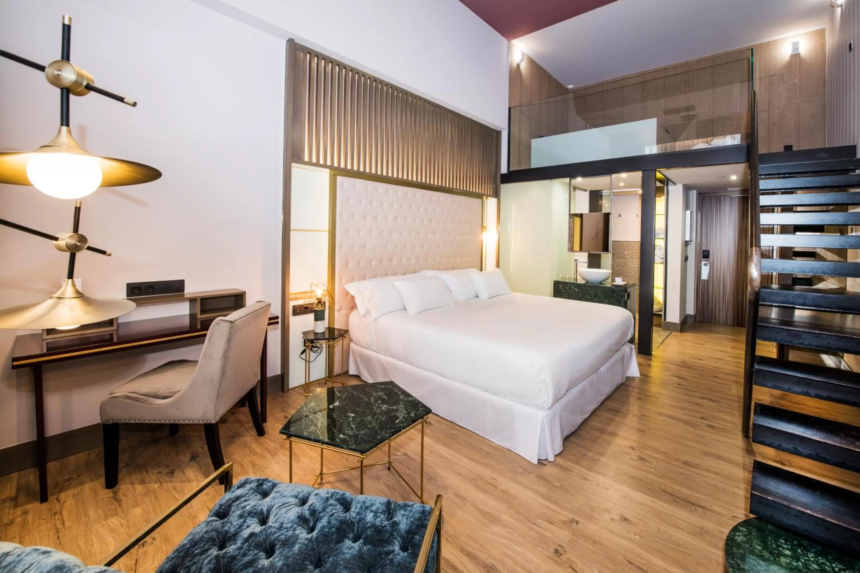 Photo of the whole room, Bed in Barceló Ourense