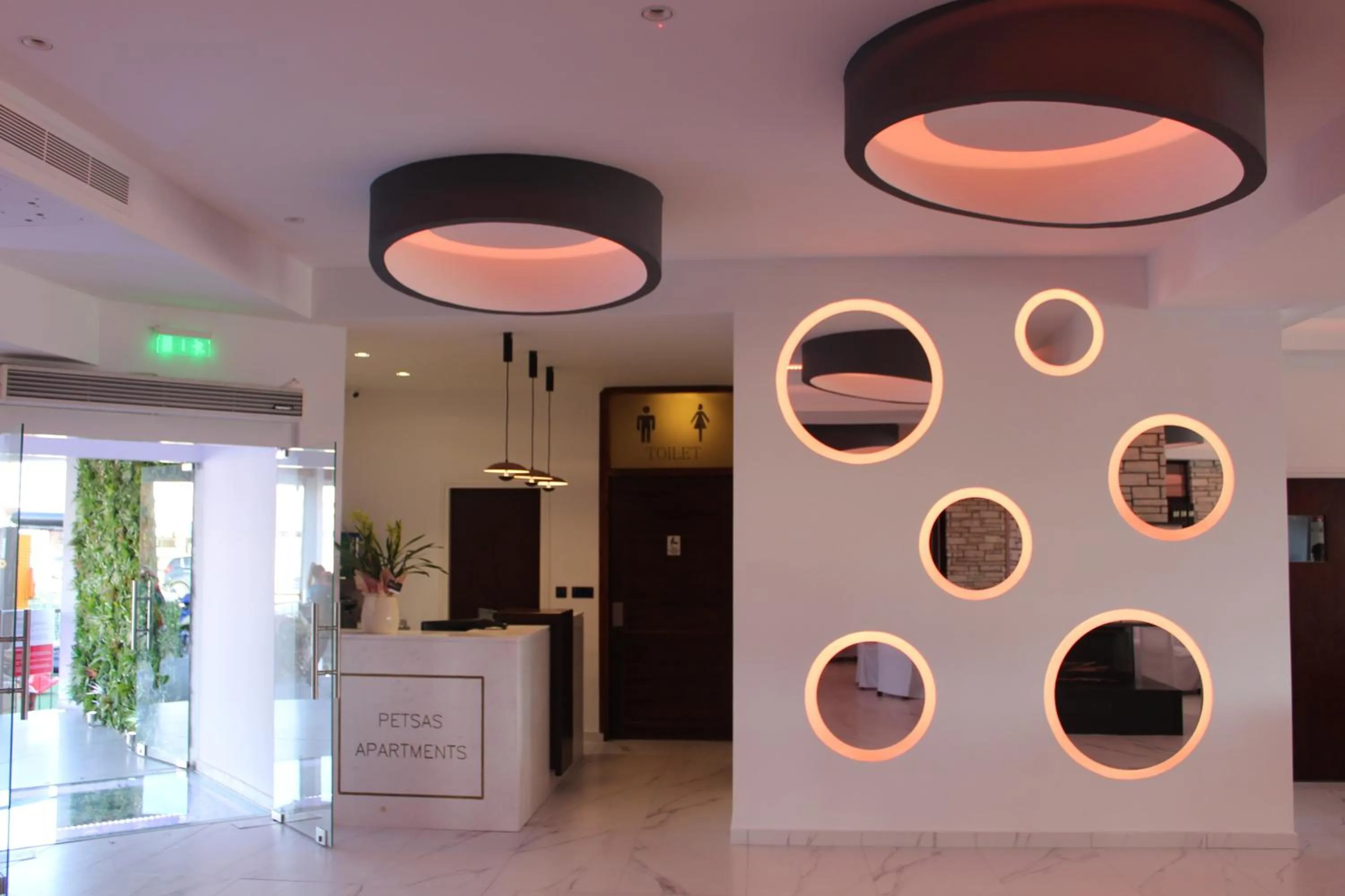Lobby or reception in Petsas Apartments