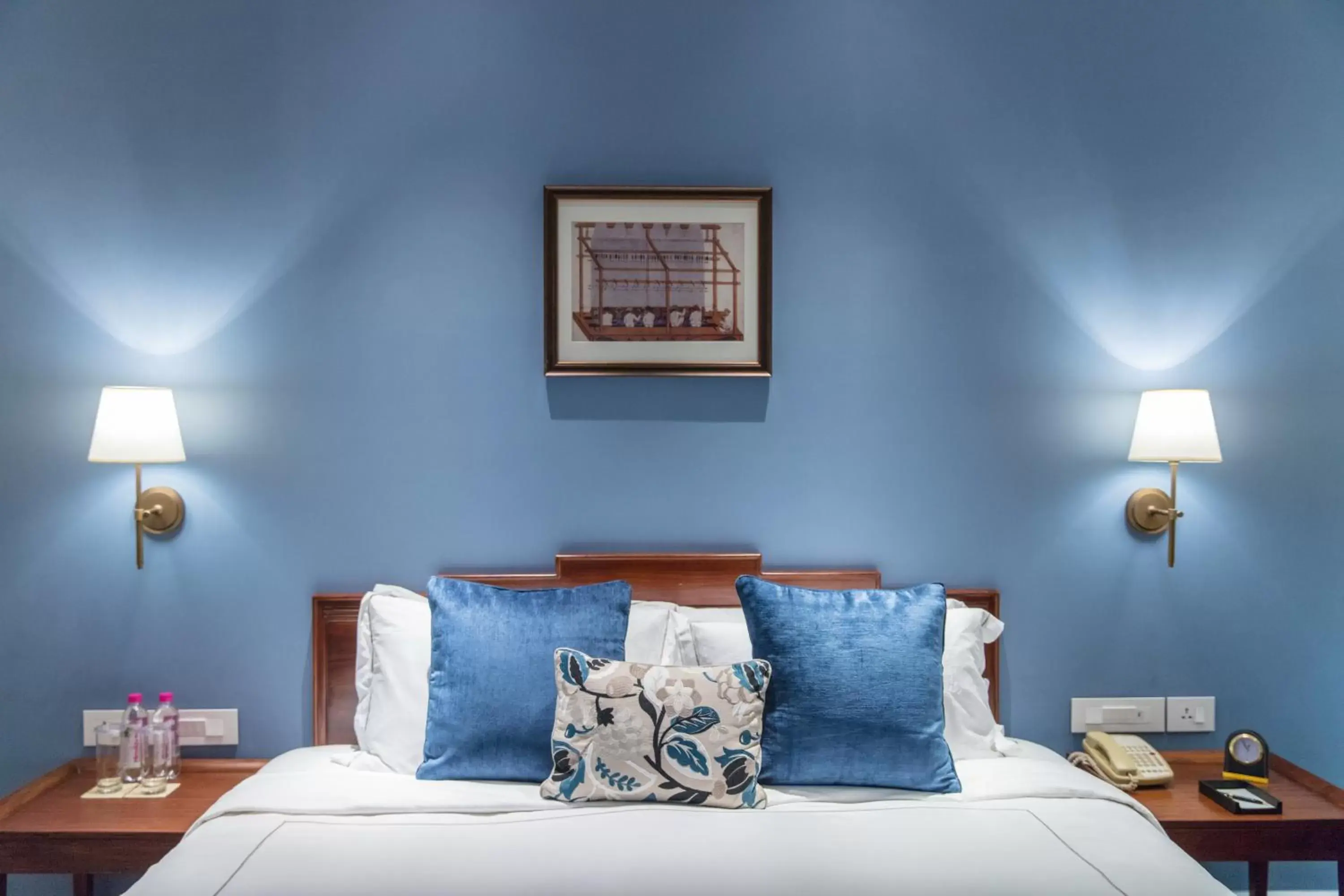 Heritage Room King Bed - single occupancy in Taj Connemara, Chennai Heritage Room King Bed - single occupancy in Taj Connemara, Chennai