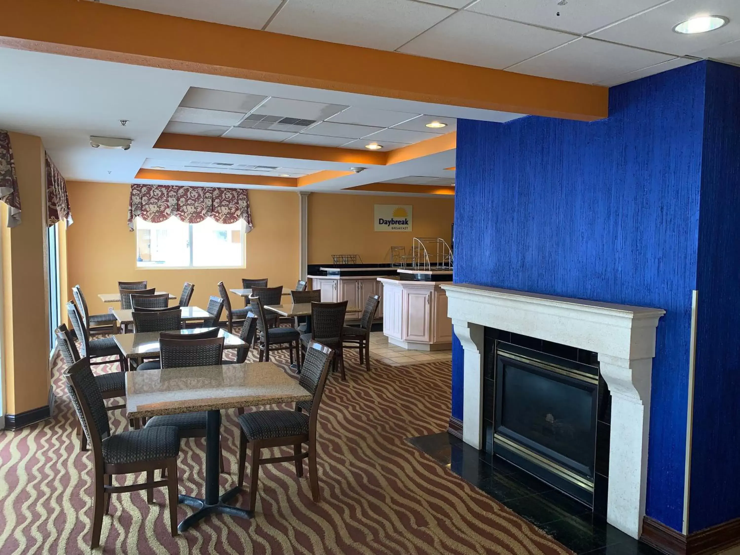 Food and drinks, Restaurant/Places to Eat in Days Inn & Suites by Wyndham Albany