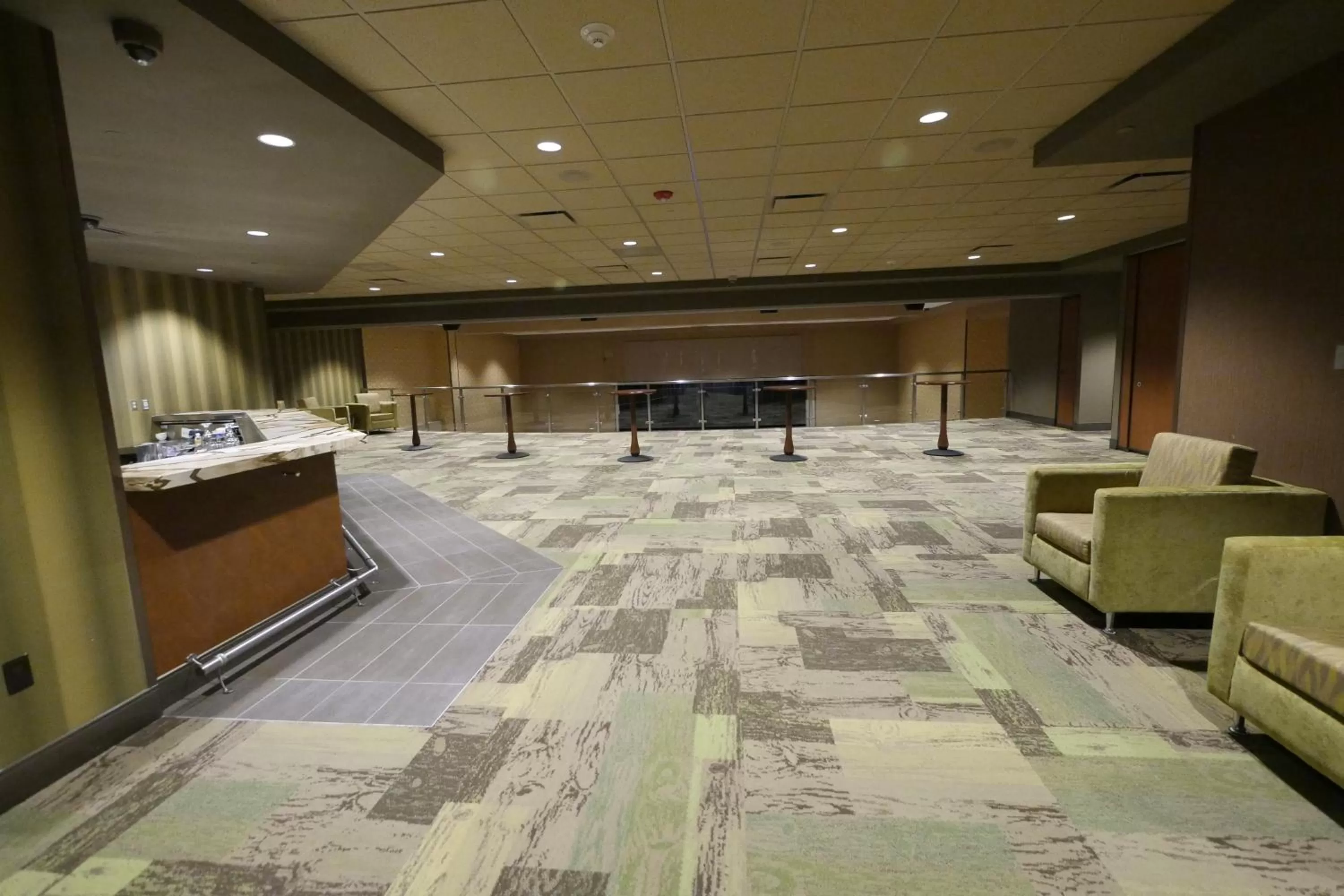 Evening entertainment in River Bend Casino & Hotel