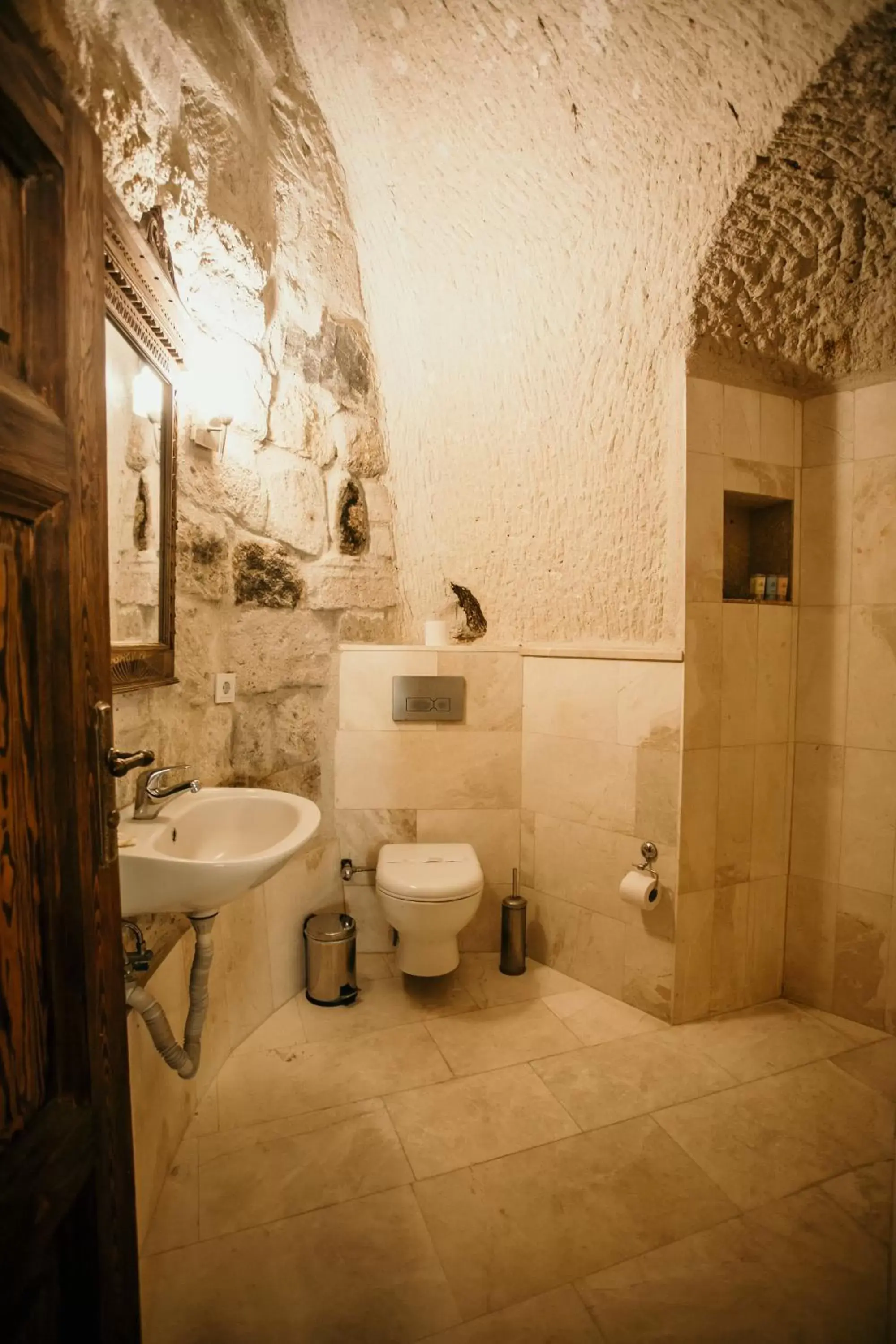 Bathroom in Village Cave House Hotel