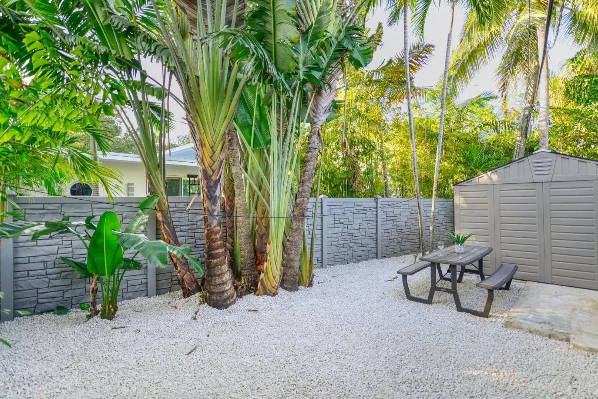 Garden in Alani Bay Villas