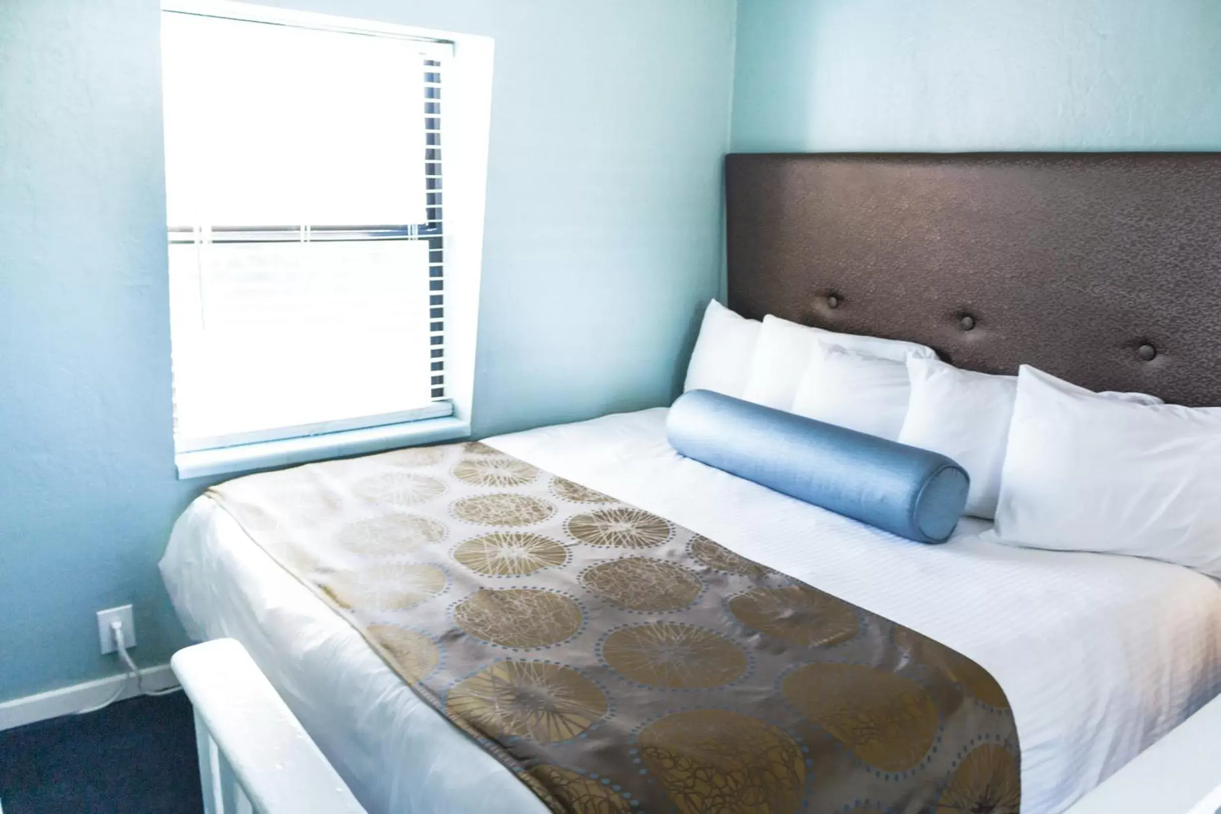 Bed in Ocean Echo Inn & Beach Cottages Bed in Ocean Echo Inn & Beach Cottages