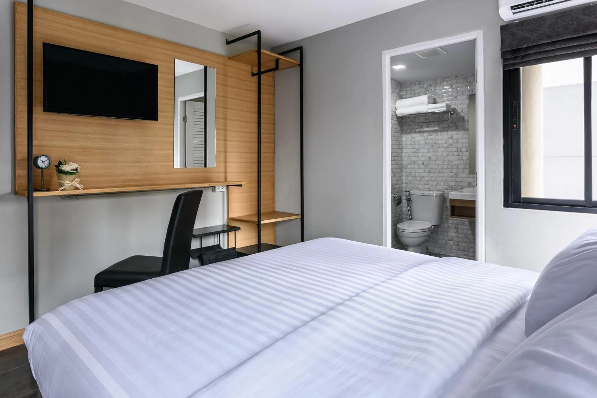 Bed in Travelier Hostel