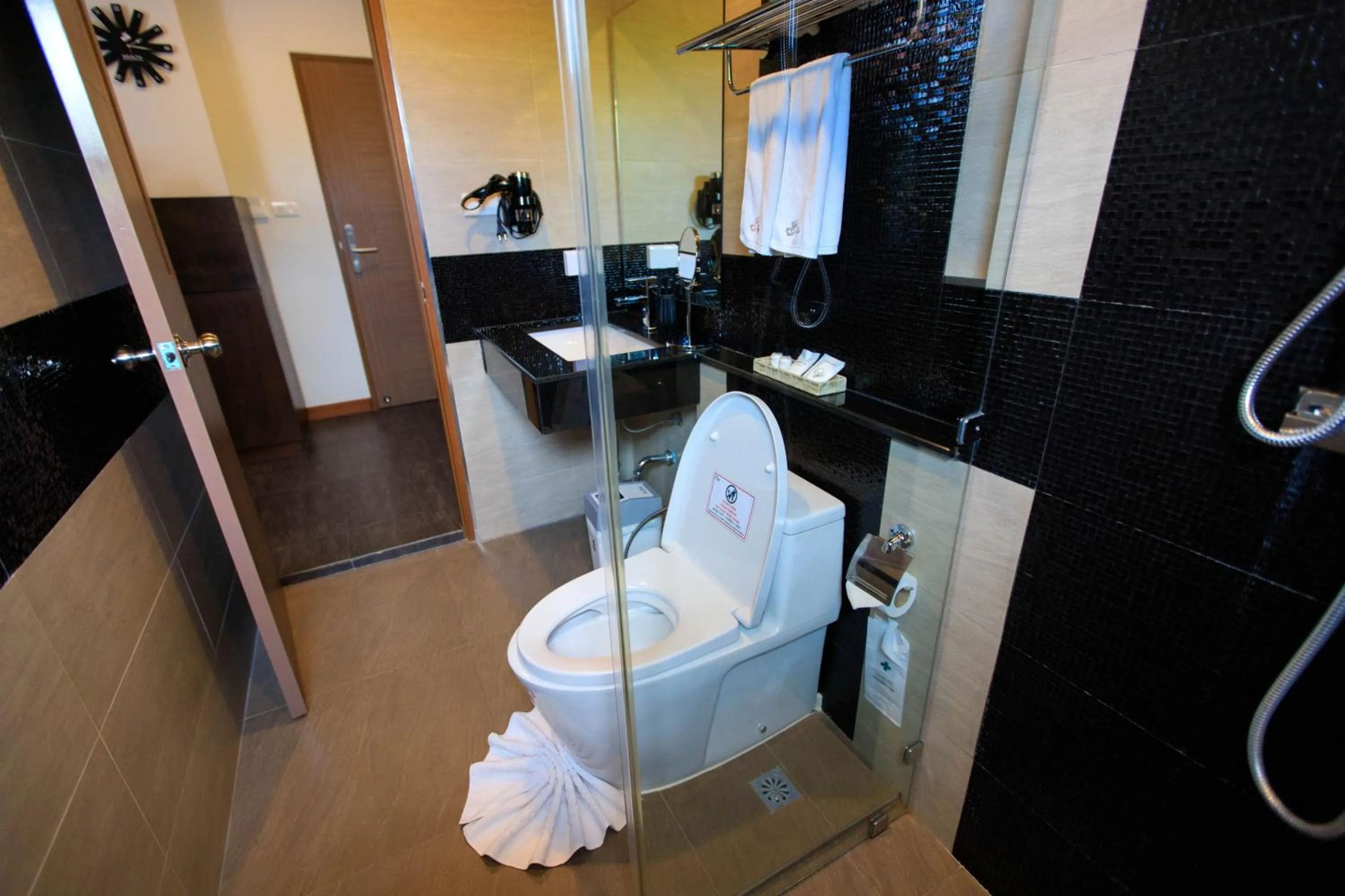 Toilet in Wealth Boutique Hotel Chiang Mai