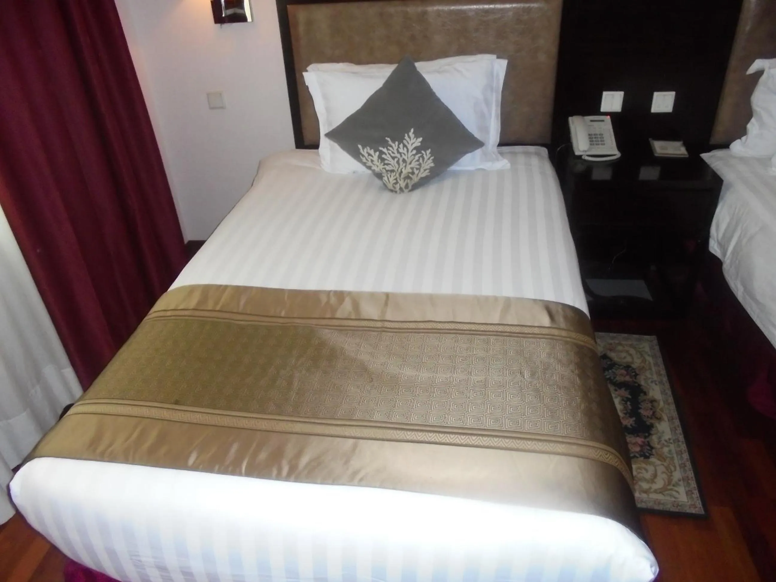 Standard Twin Room in Saro Maria Hotel