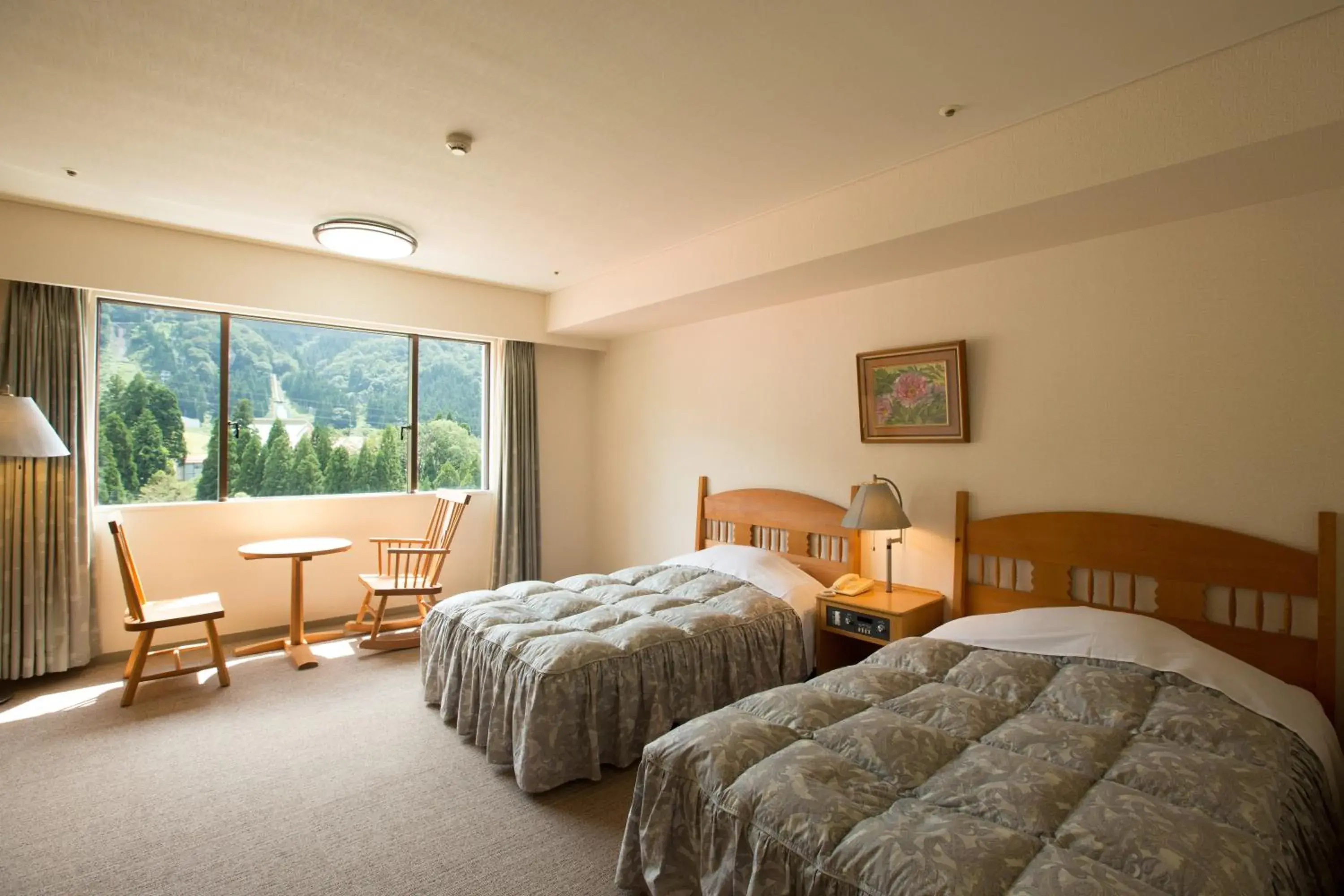 Bed in Tateyama Kokusai Hotel