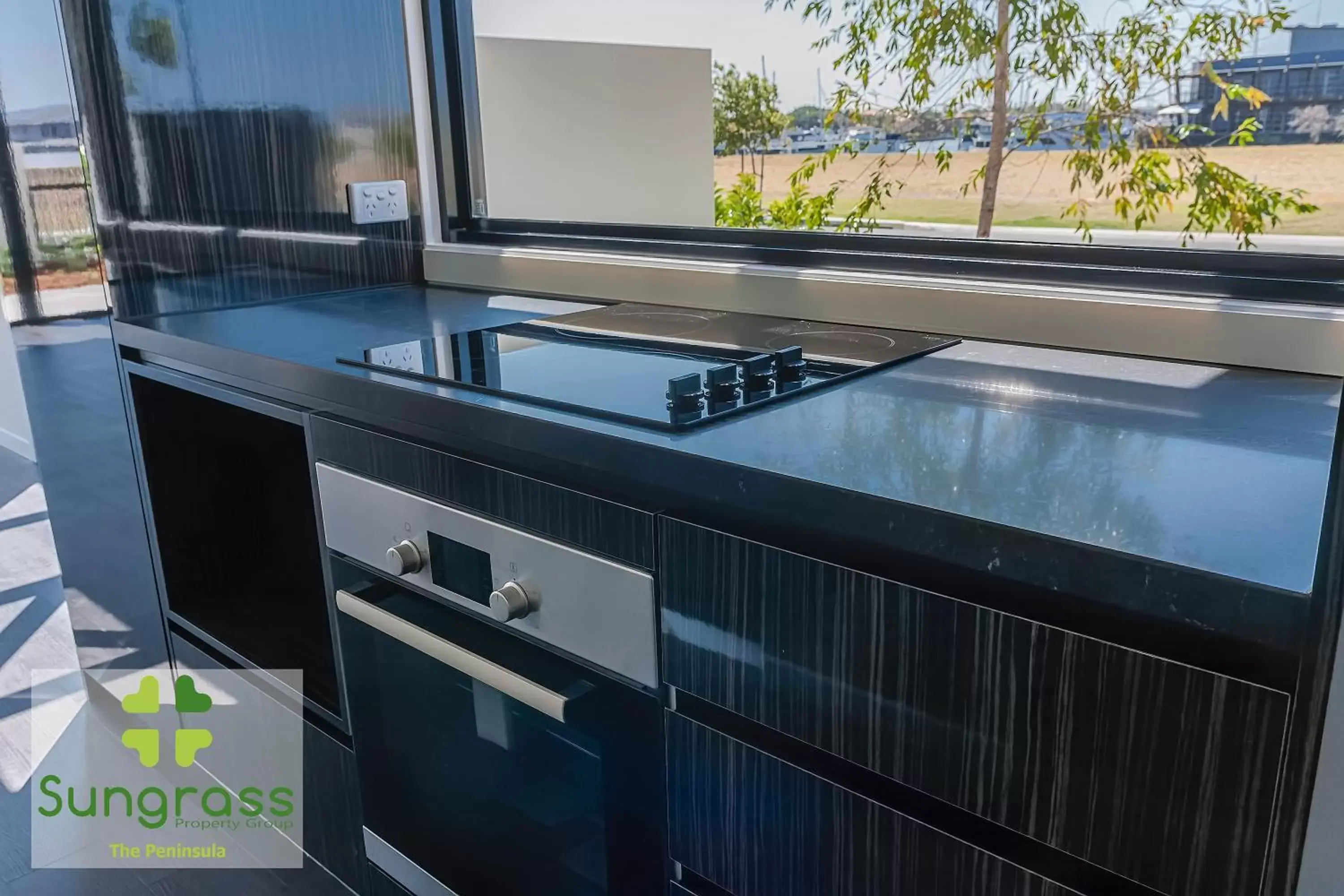 Kitchen or kitchenette, Swimming Pool in The Residences at The Peninsula